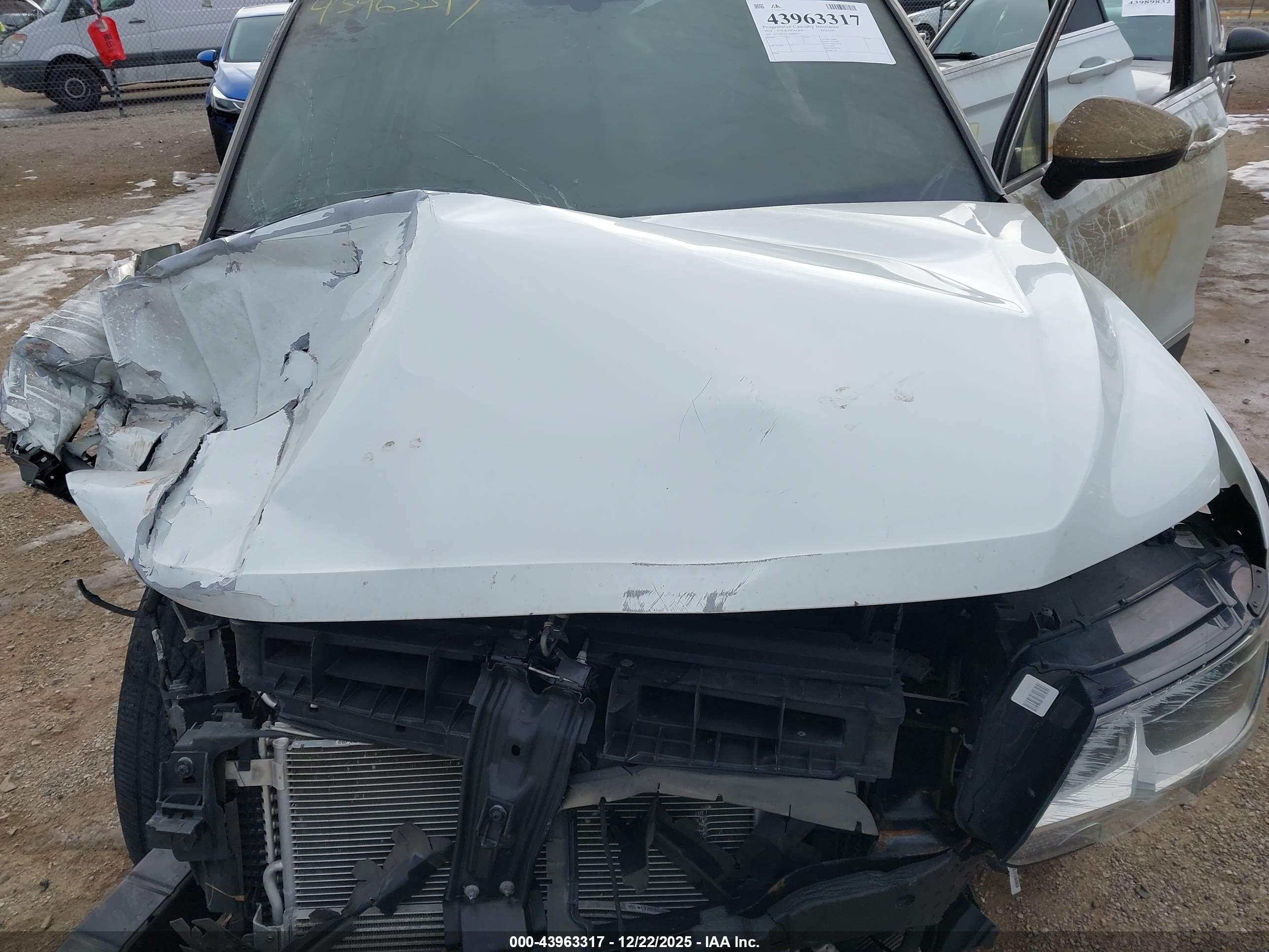 VOLKSWAGEN TIGUAN image 10