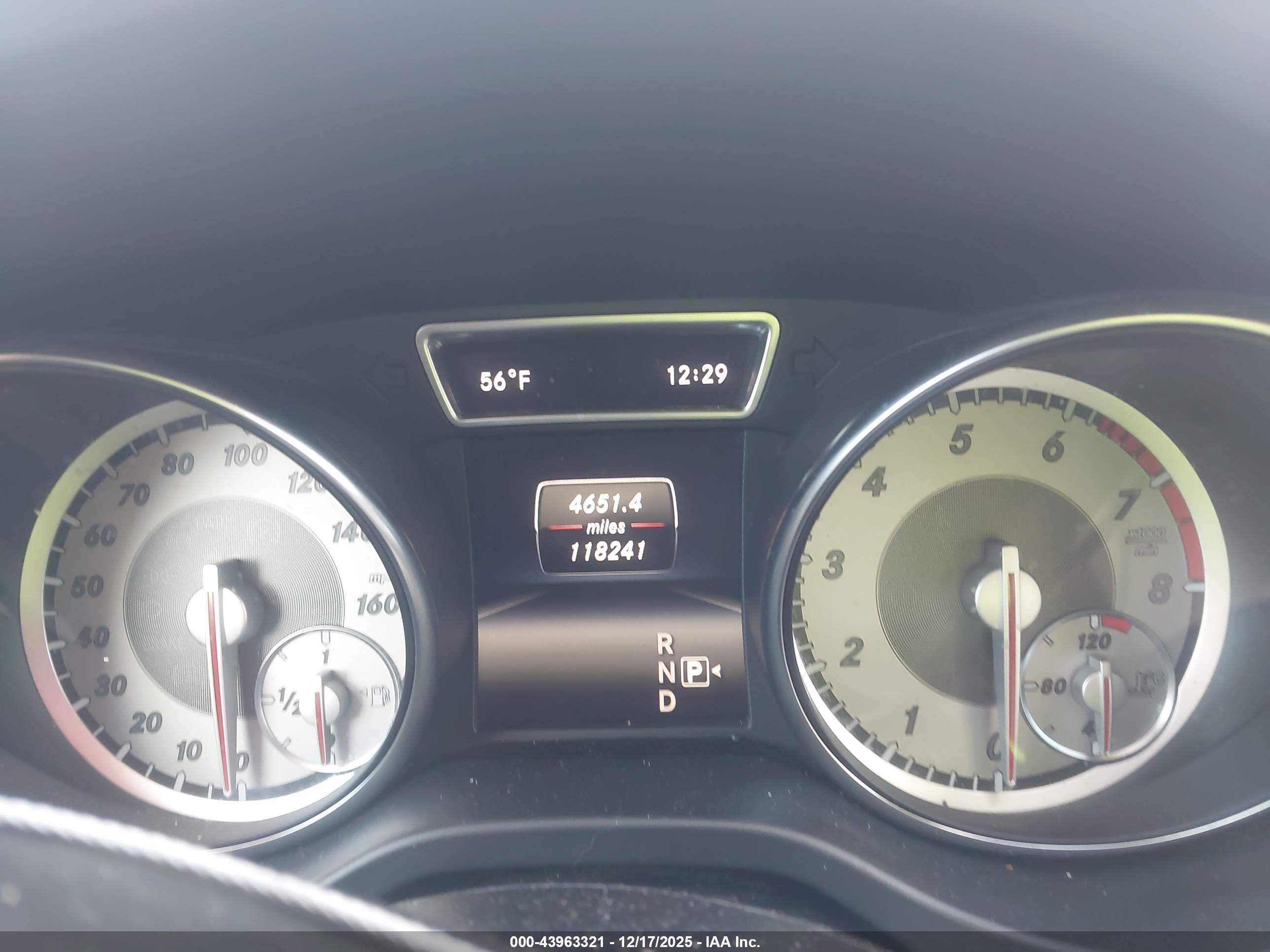 MERCEDES-BENZ GLA image 7