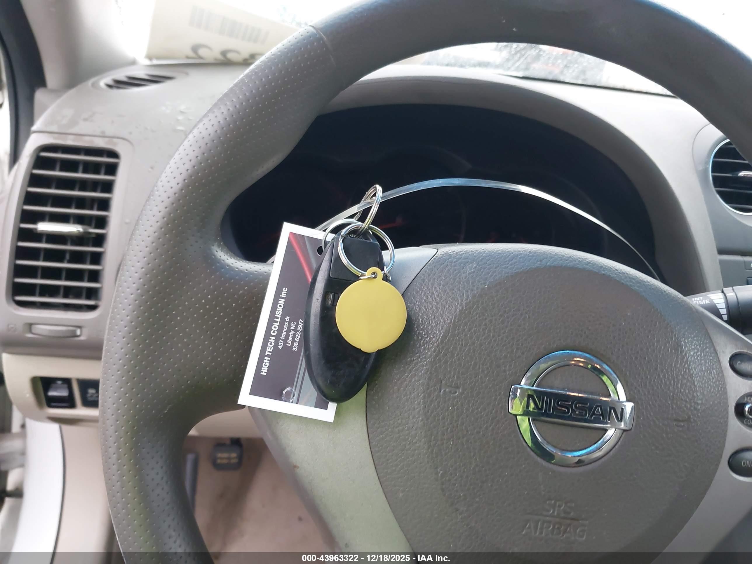 NISSAN ALTIMA image 11