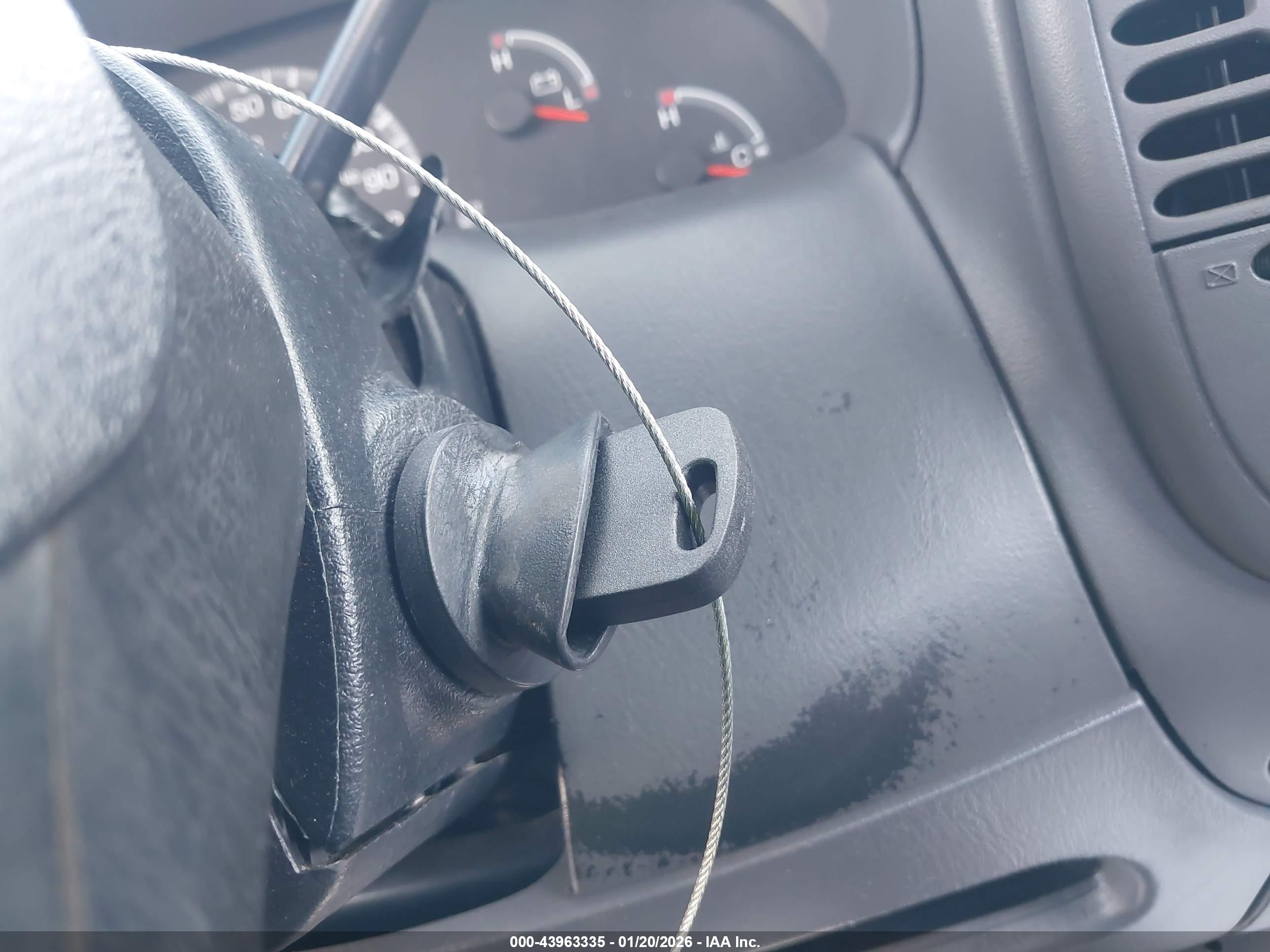 FORD F-150 image 11