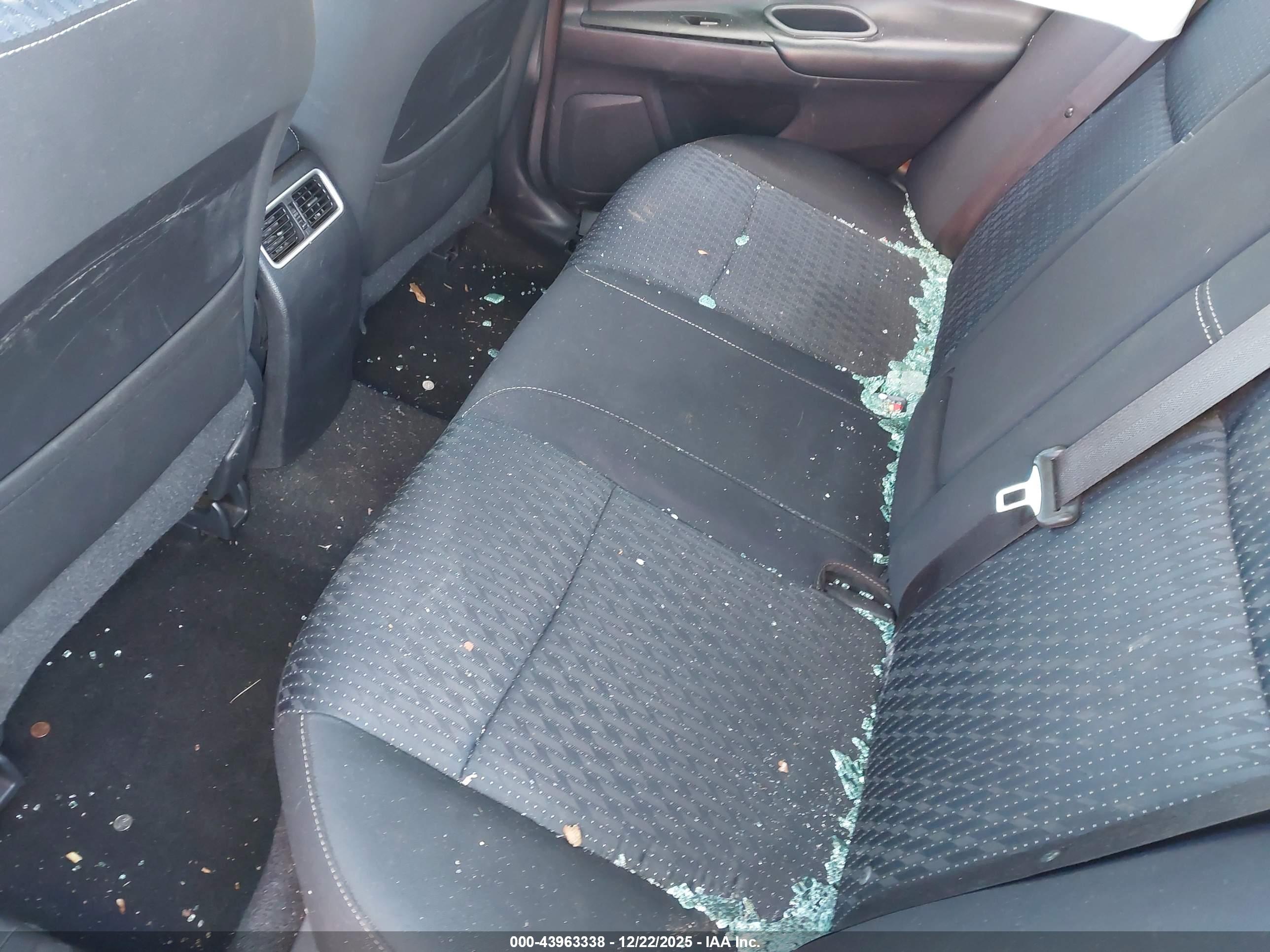 NISSAN ALTIMA image 8