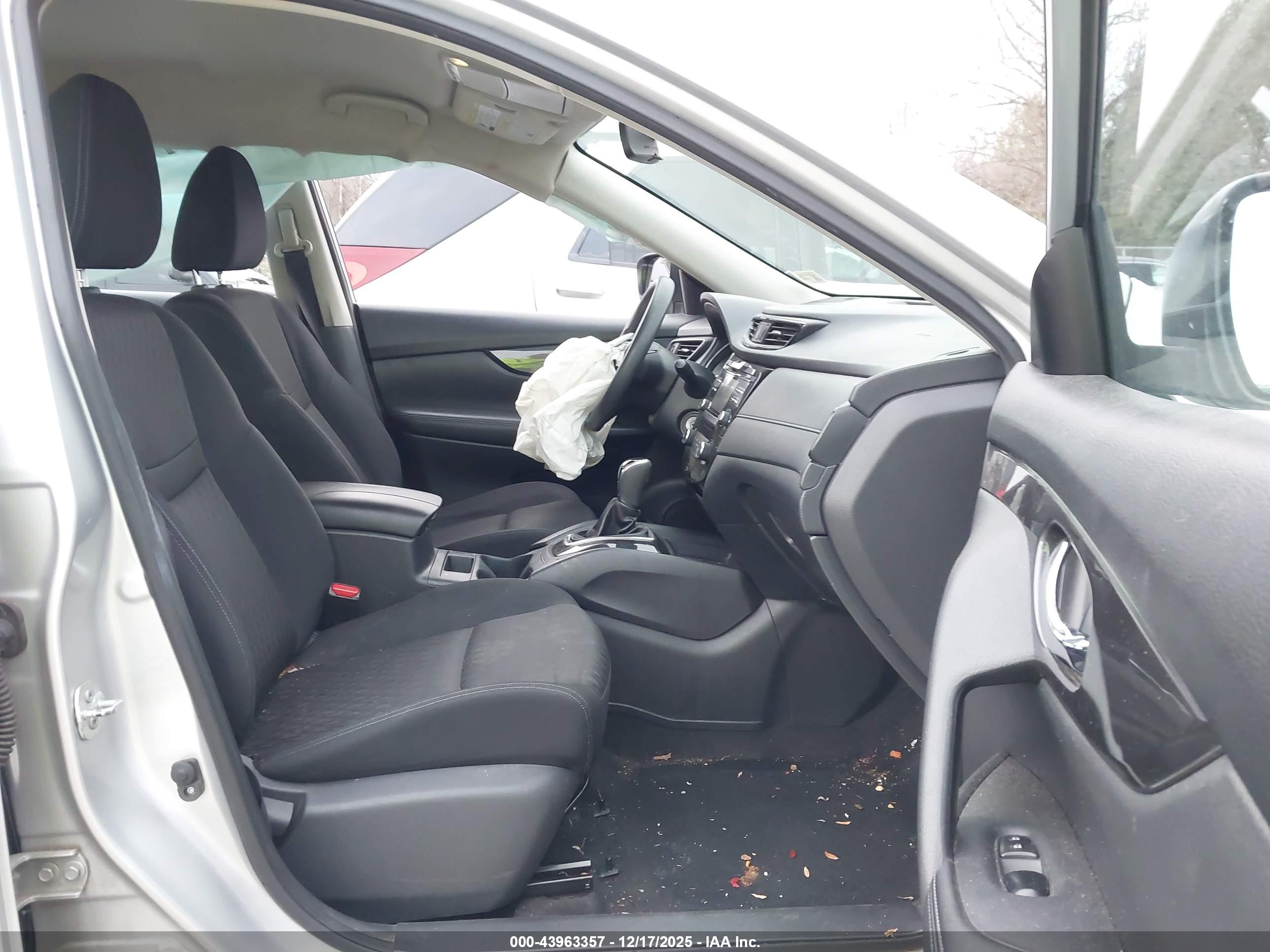 NISSAN ROGUE image 5
