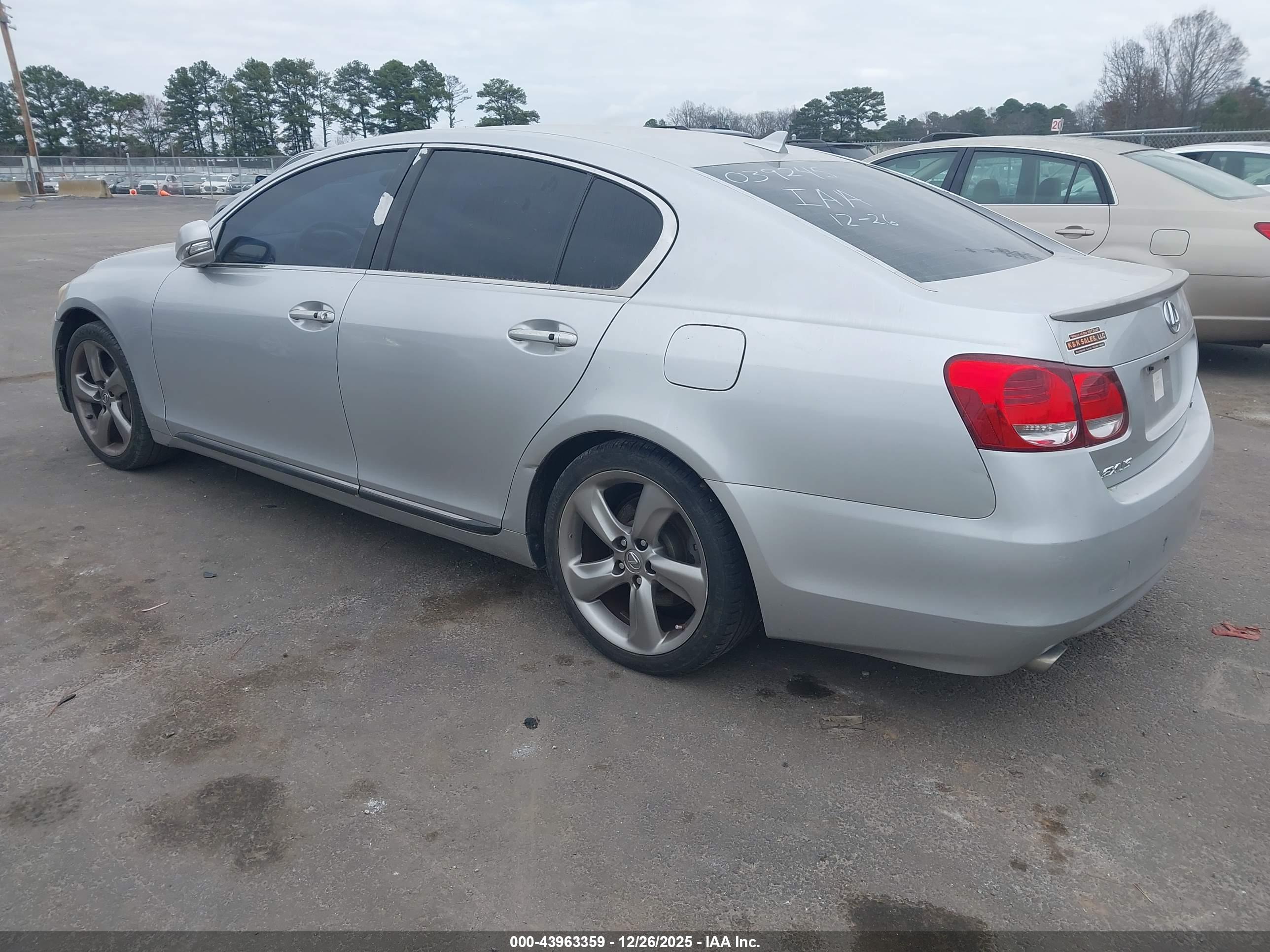 LEXUS GS image 3