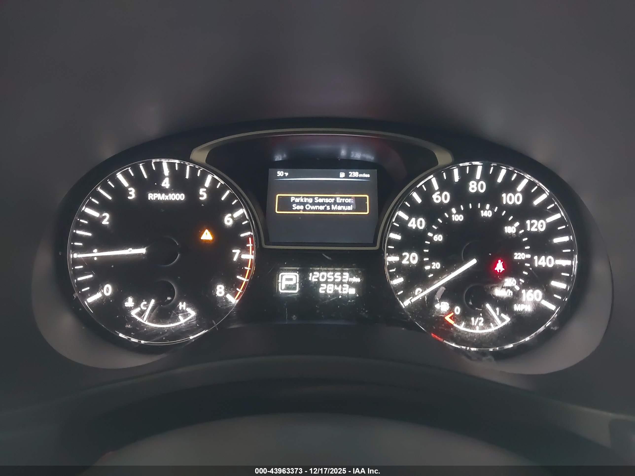 NISSAN PATHFINDER image 7