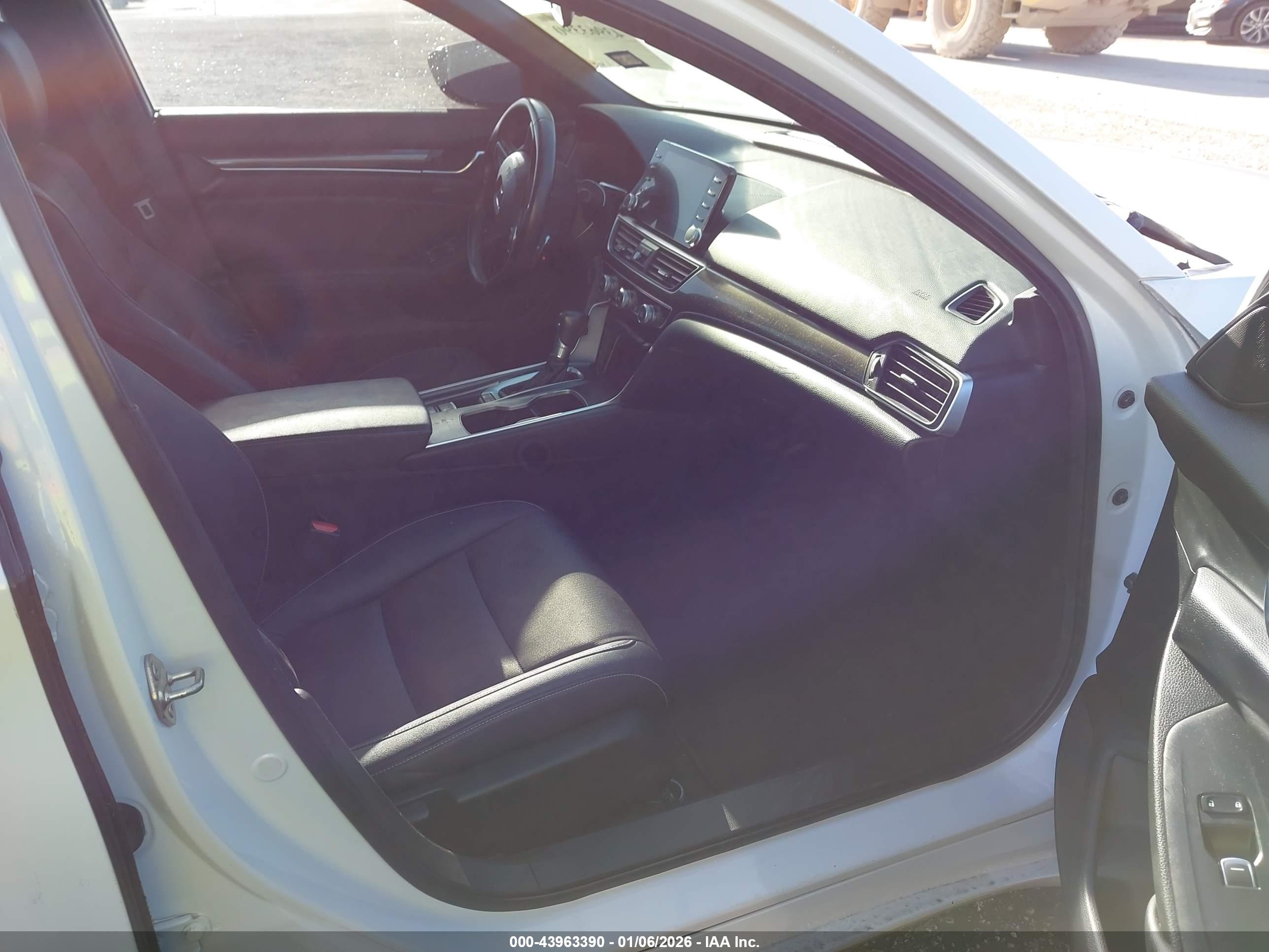 HONDA ACCORD image 5