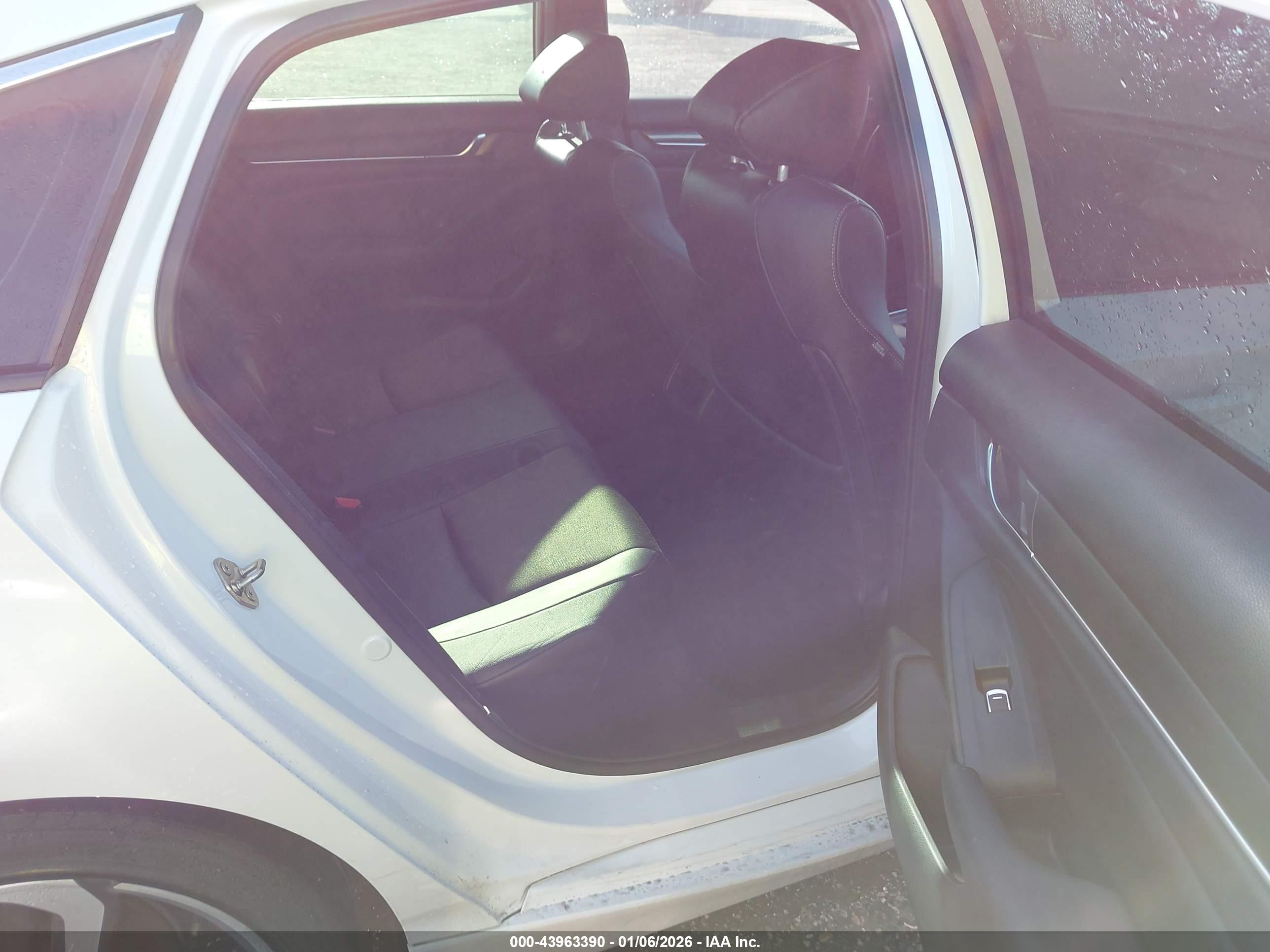 HONDA ACCORD image 8