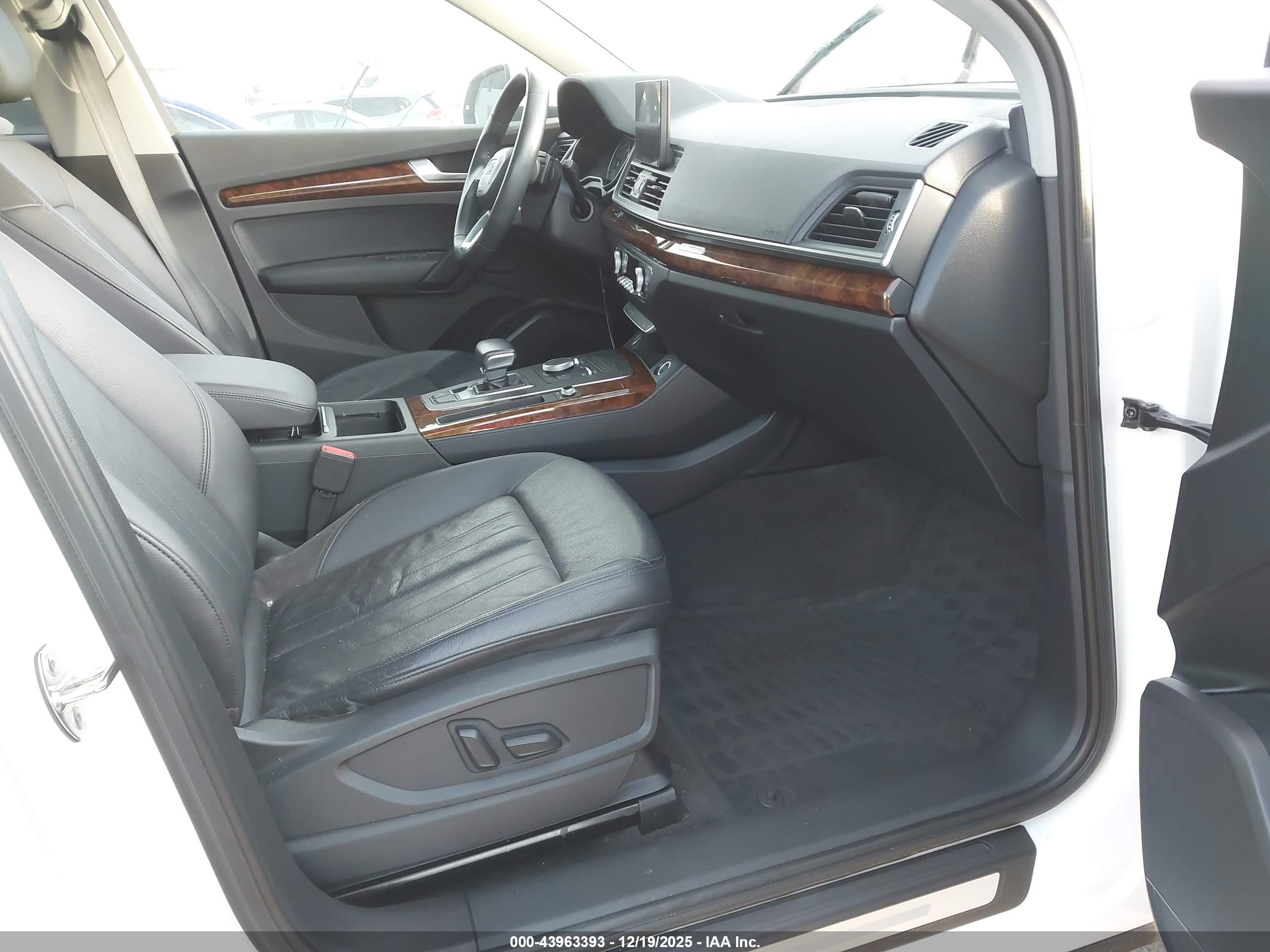 AUDI Q5 image 5