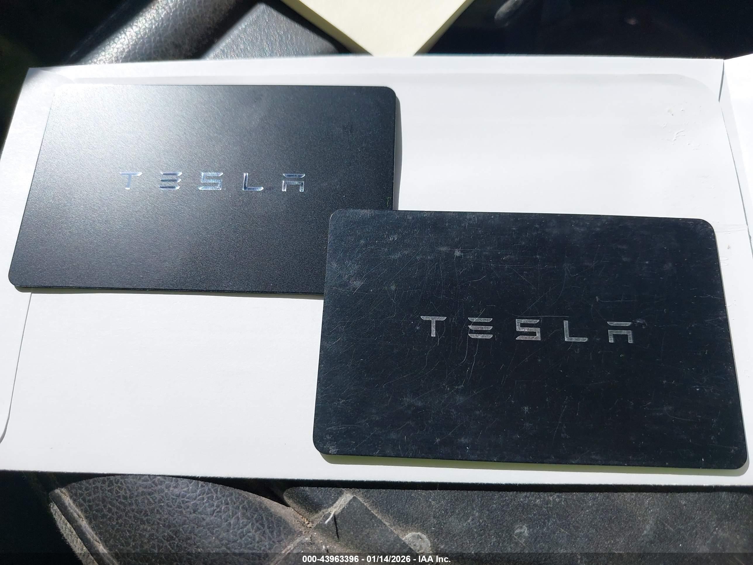 TESLA MODEL image 11