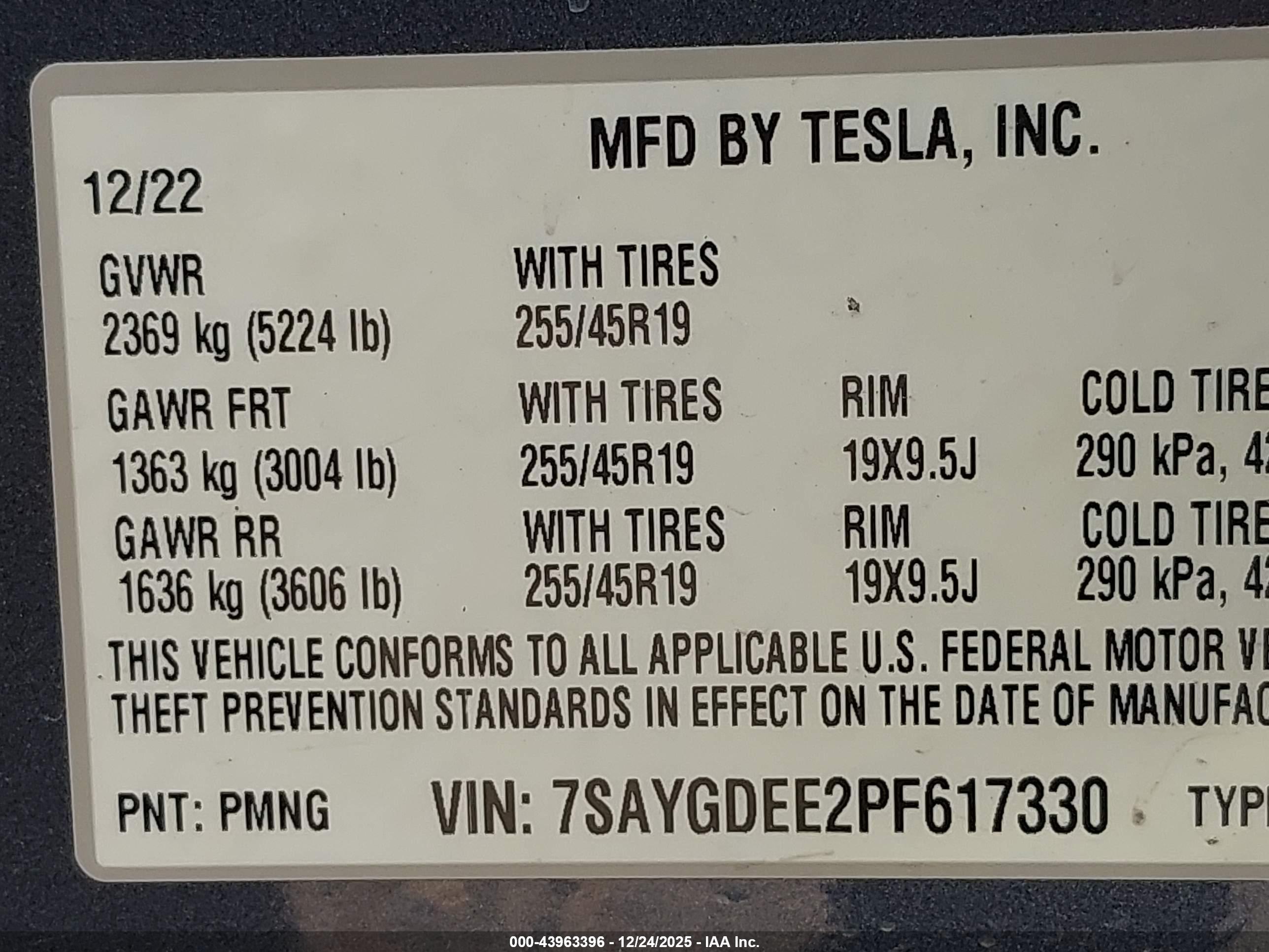 TESLA MODEL image 9
