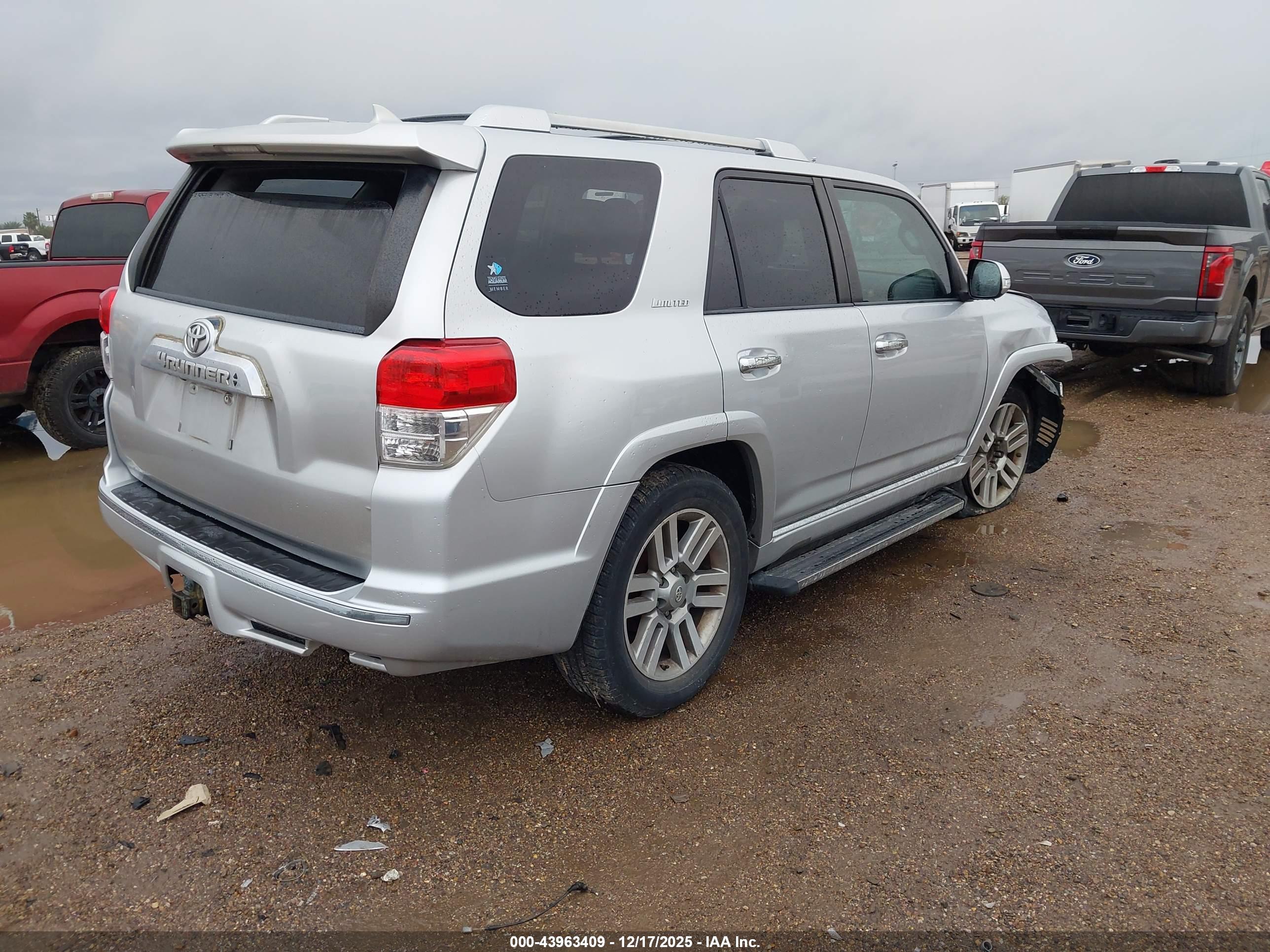 TOYOTA 4RUNNER image 4