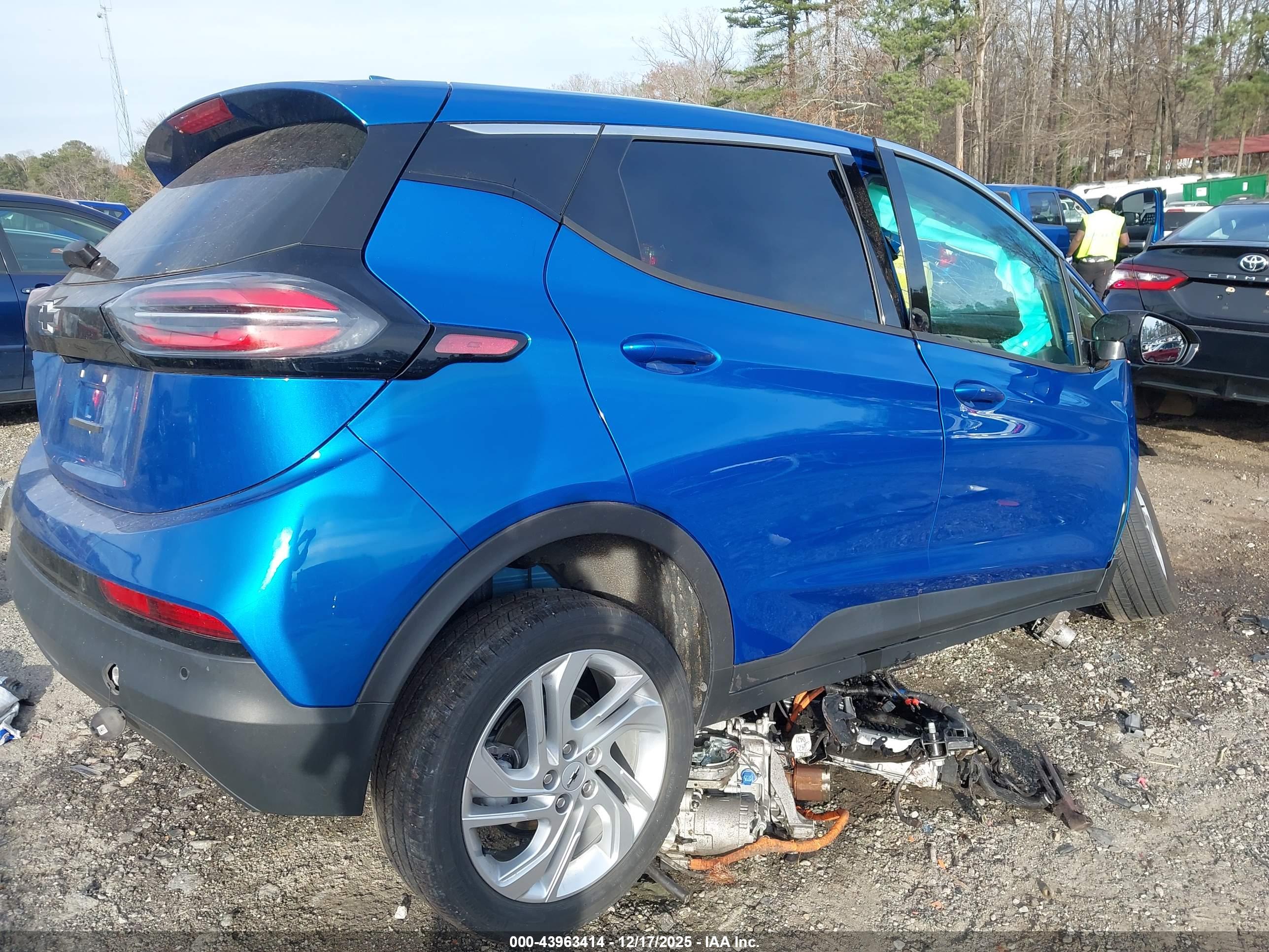 CHEVROLET BOLT image 4