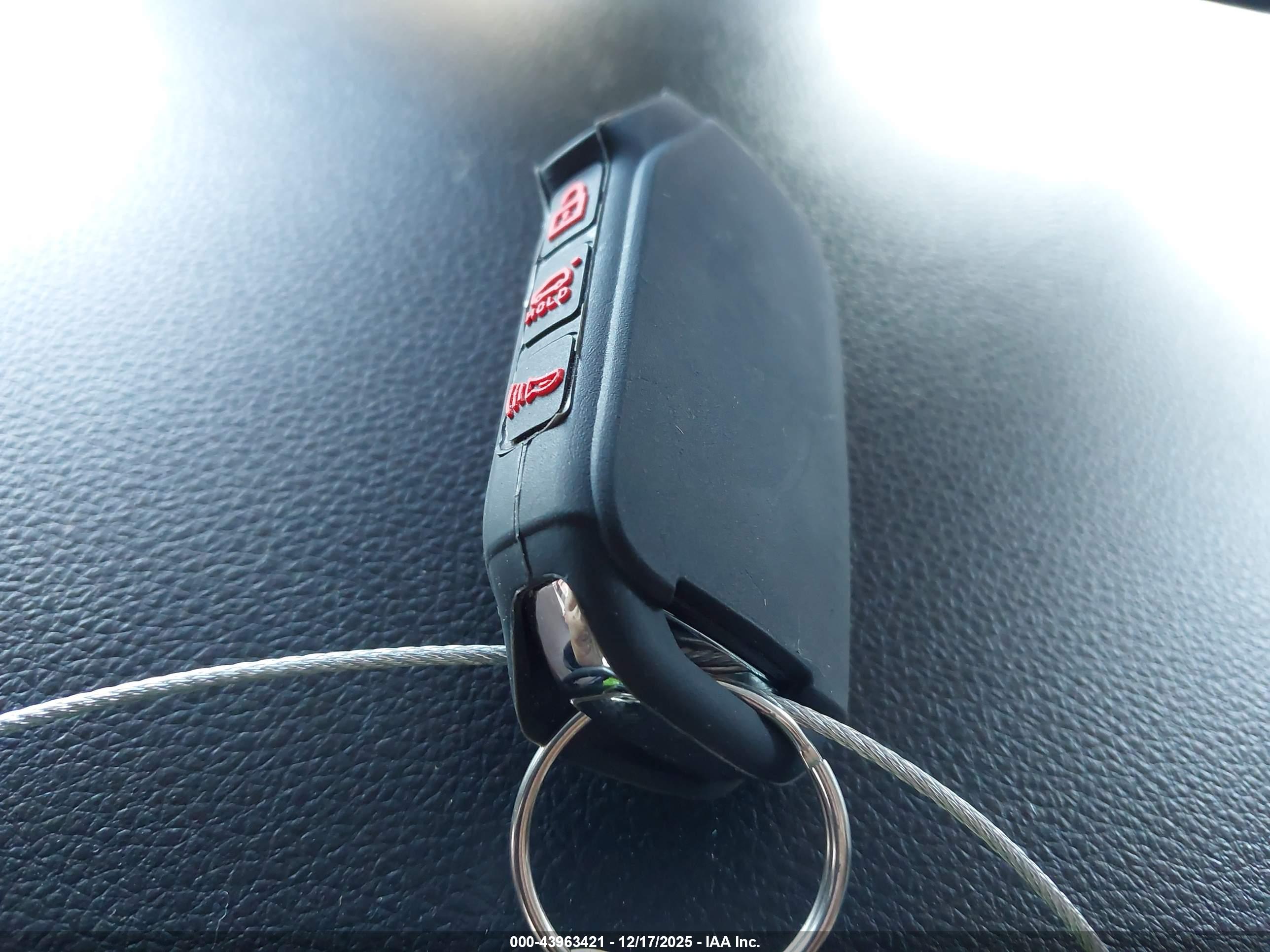 KIA K5 image 11