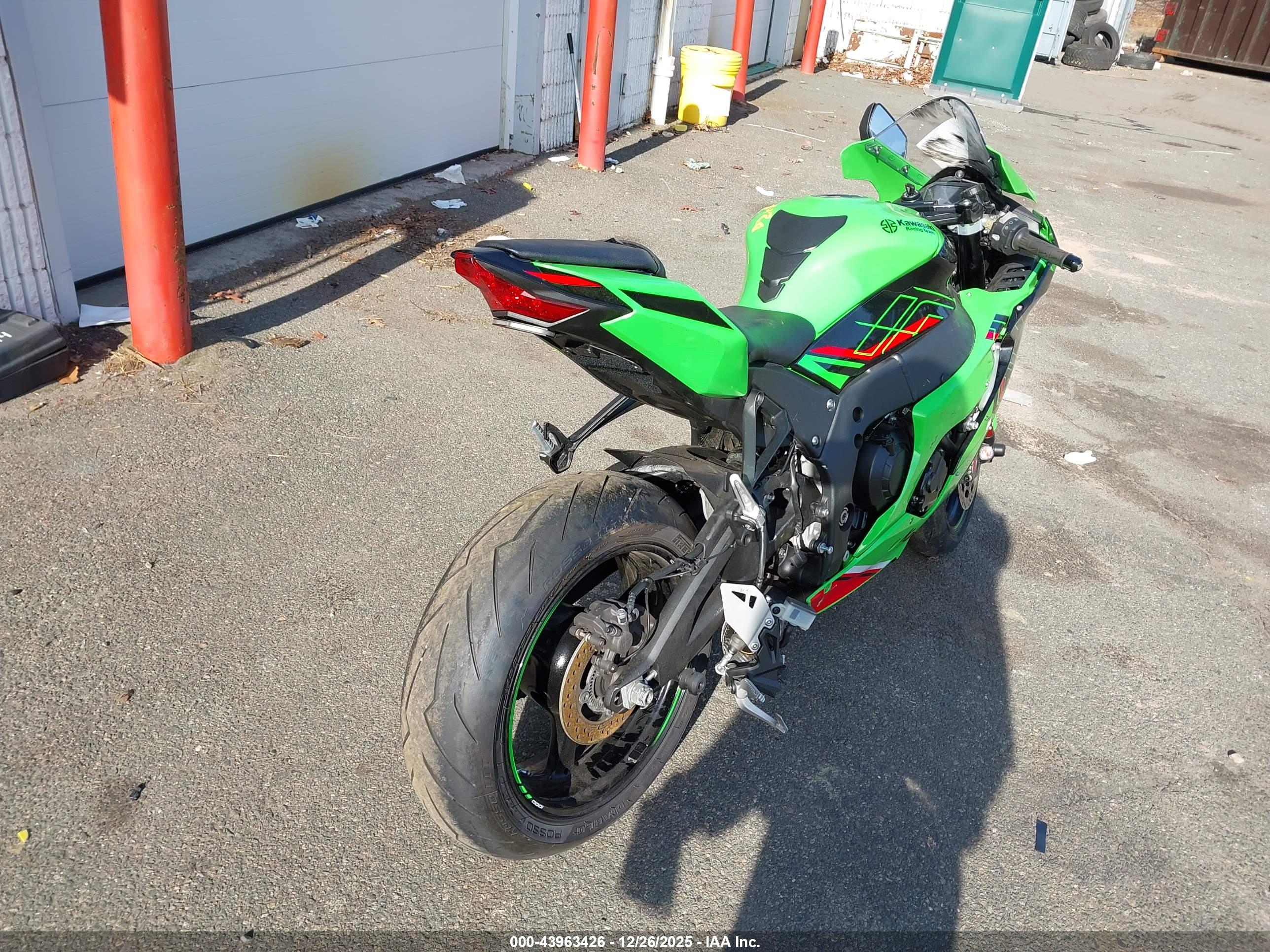 KAWASAKI ZX1002 image 4