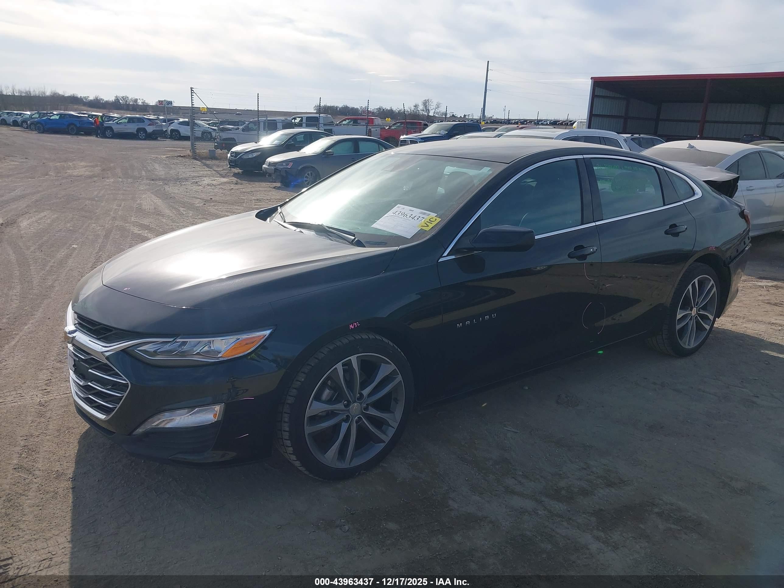 CHEVROLET MALIBU image 2