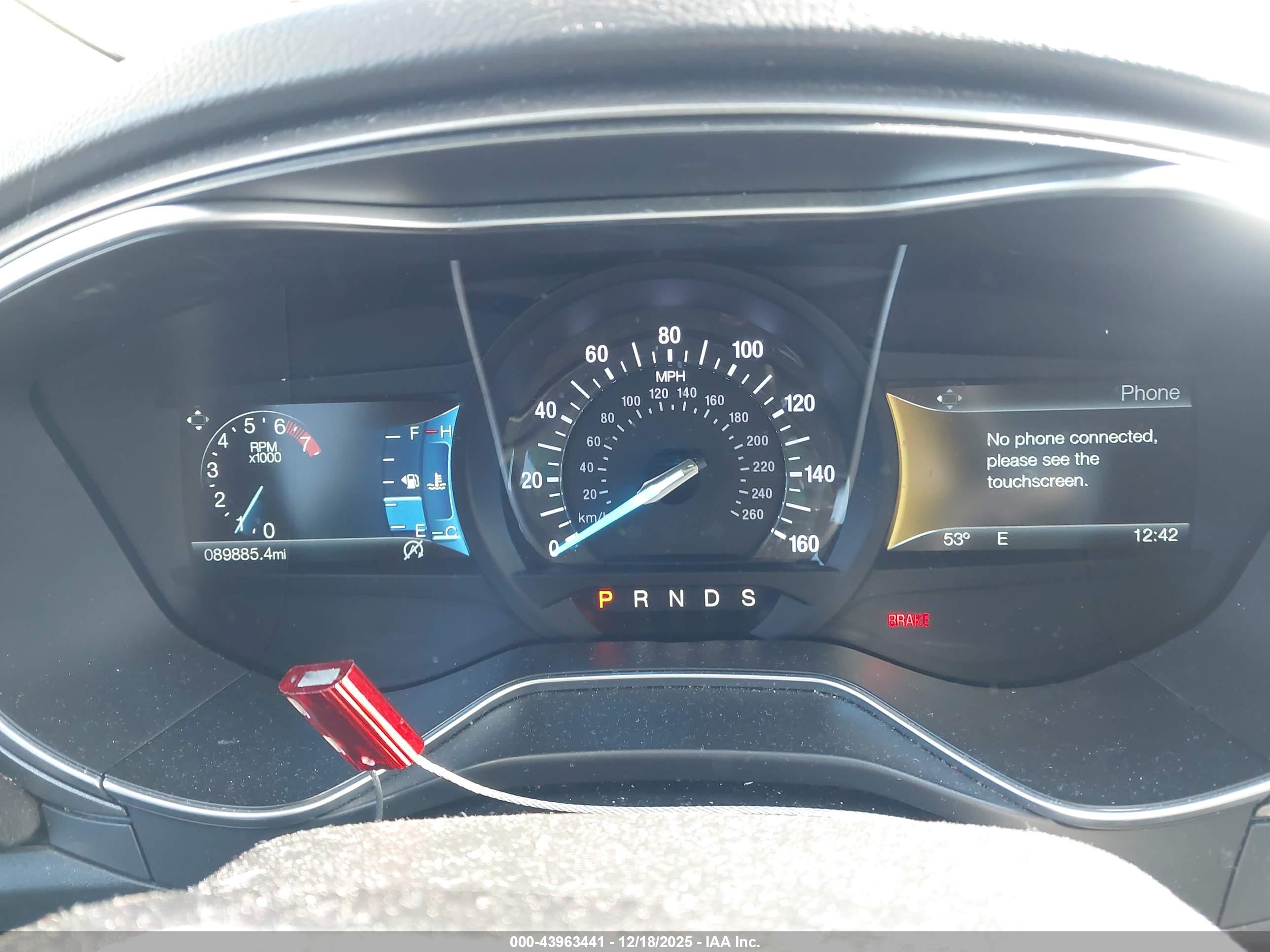 FORD FUSION image 7