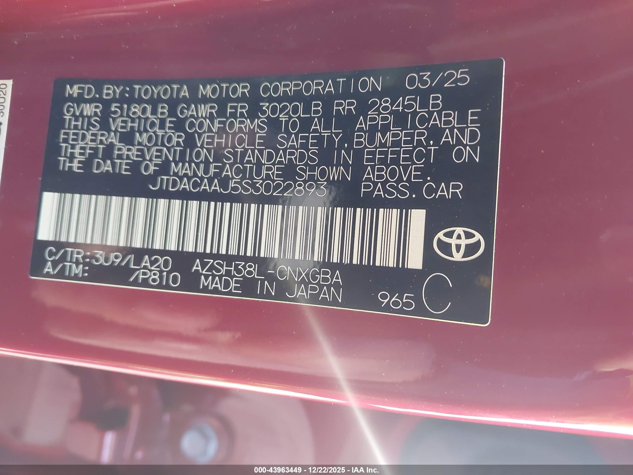 TOYOTA CROWN image 9