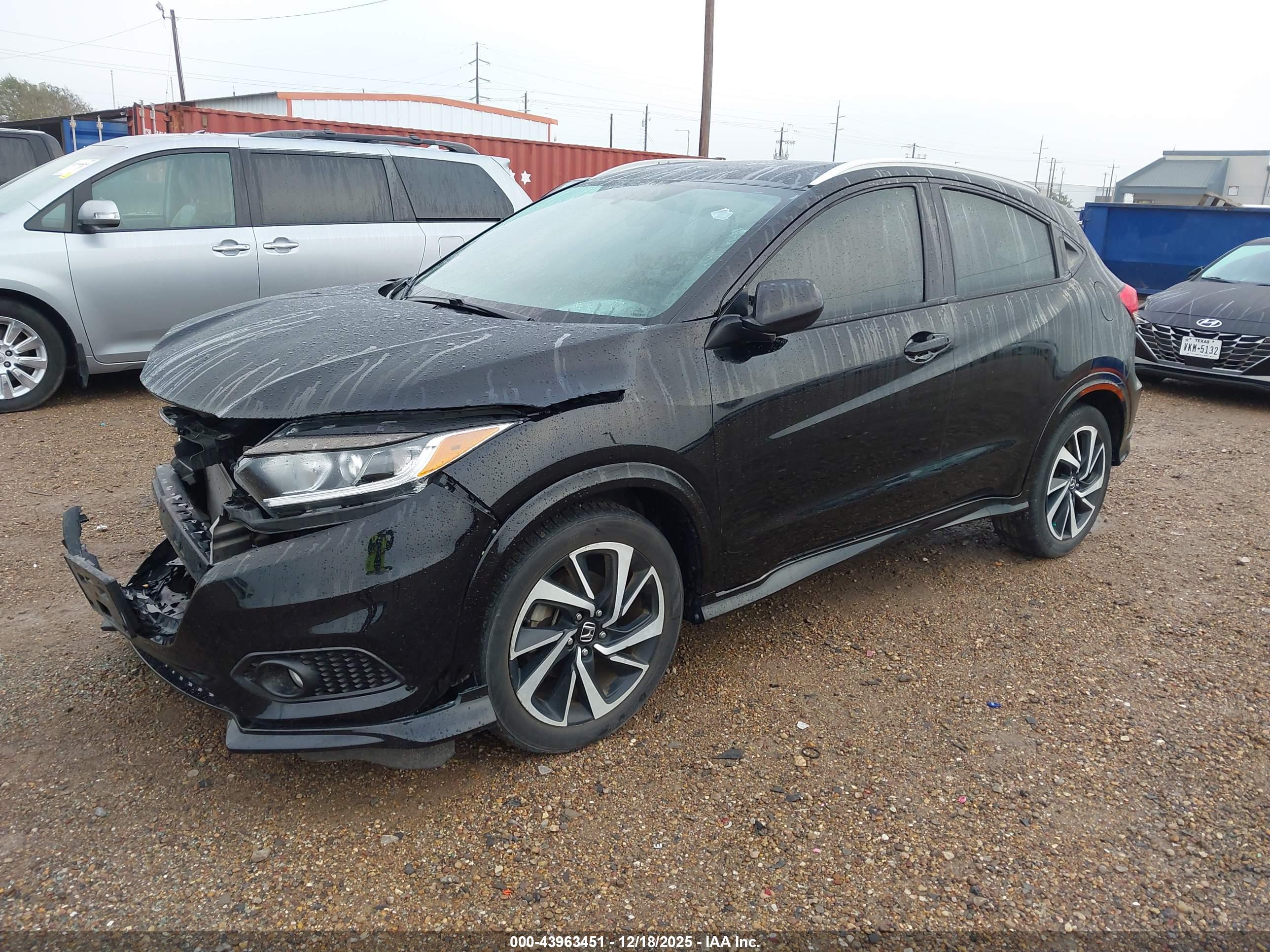 HONDA HR-V image 2
