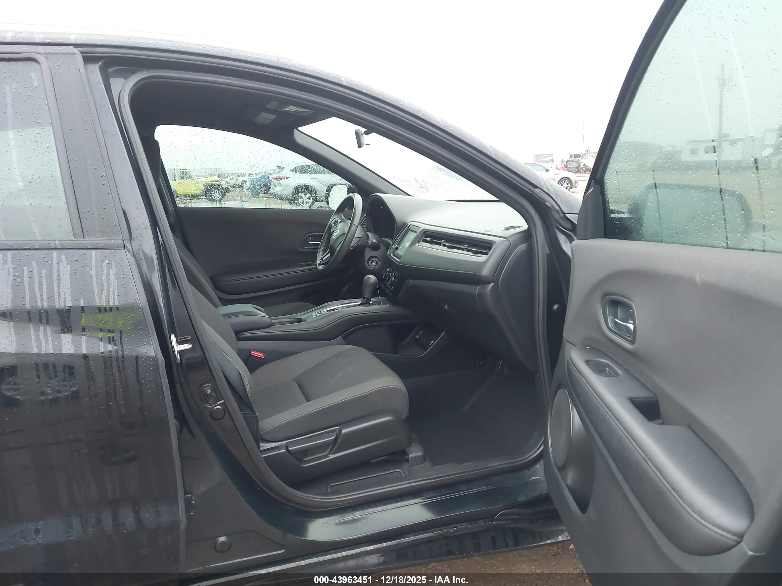 HONDA HR-V image 5