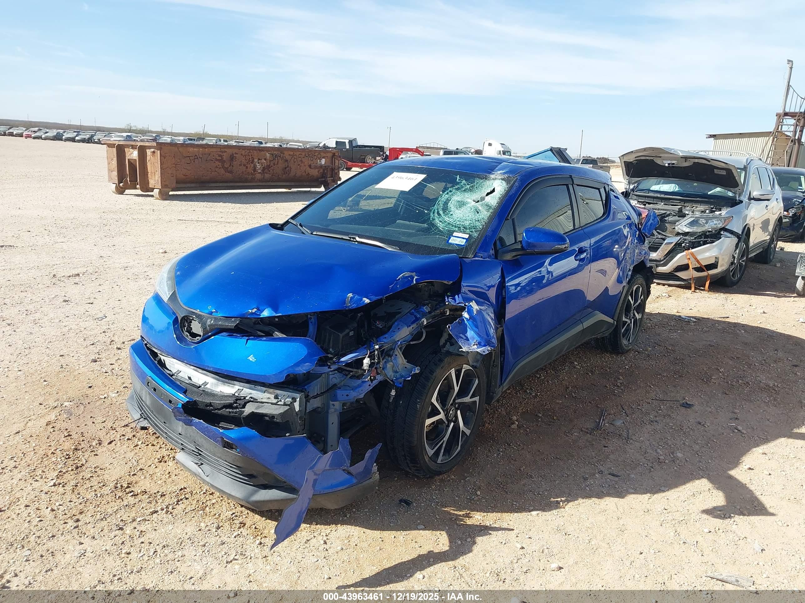 TOYOTA C-HR image 6