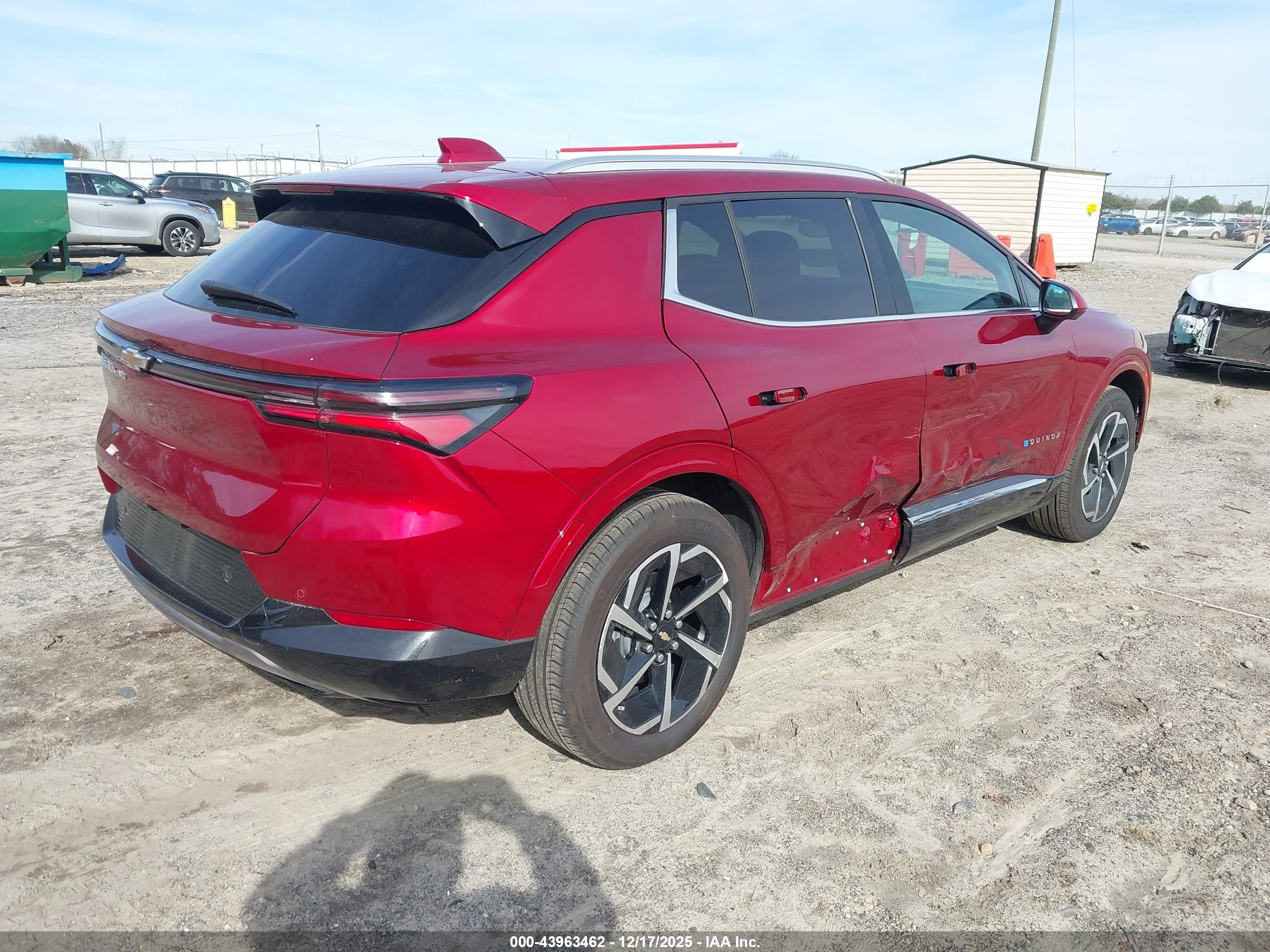 CHEVROLET EQUINOX image 4