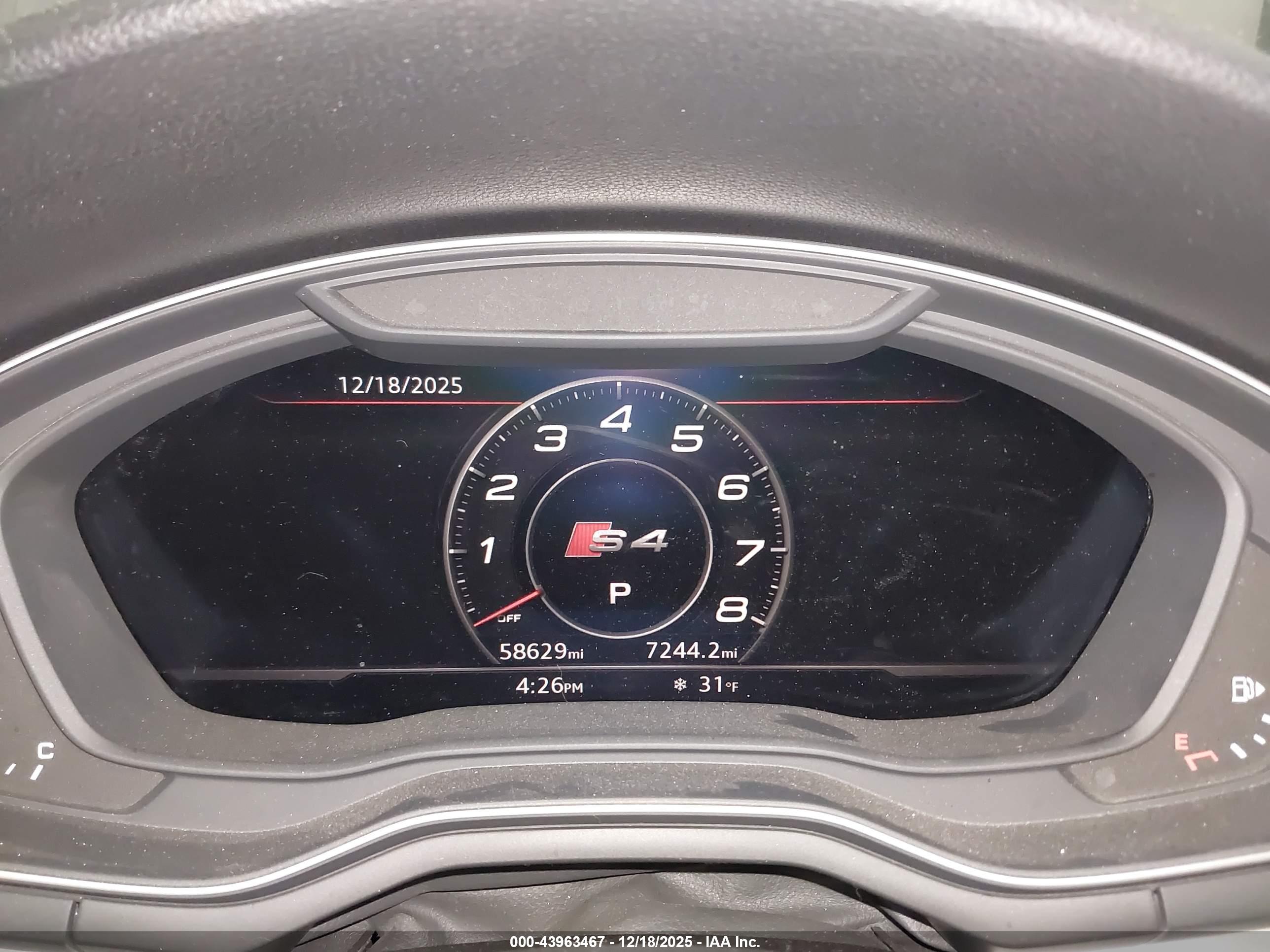 AUDI S4 image 7