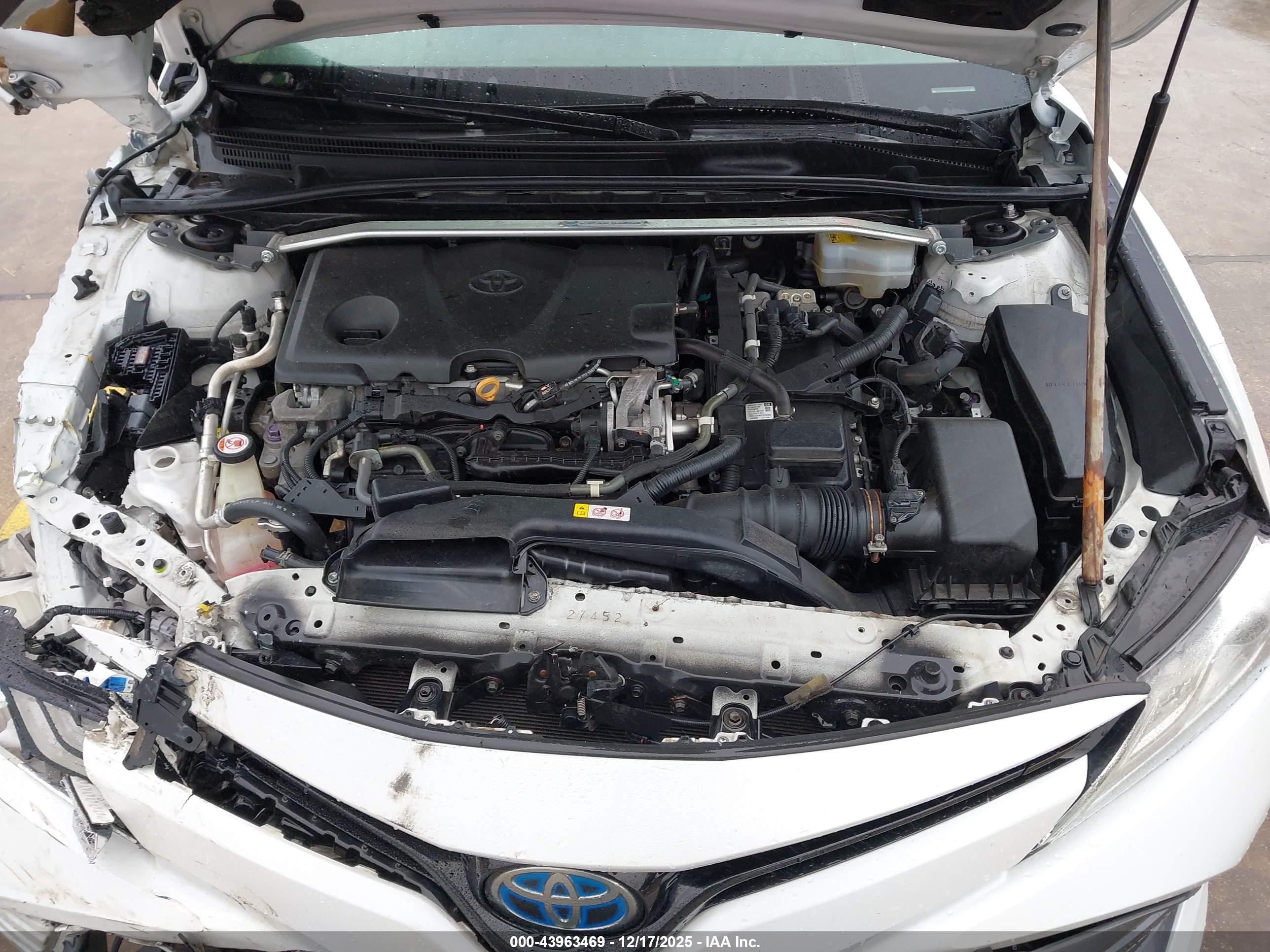 TOYOTA CAMRY image 10