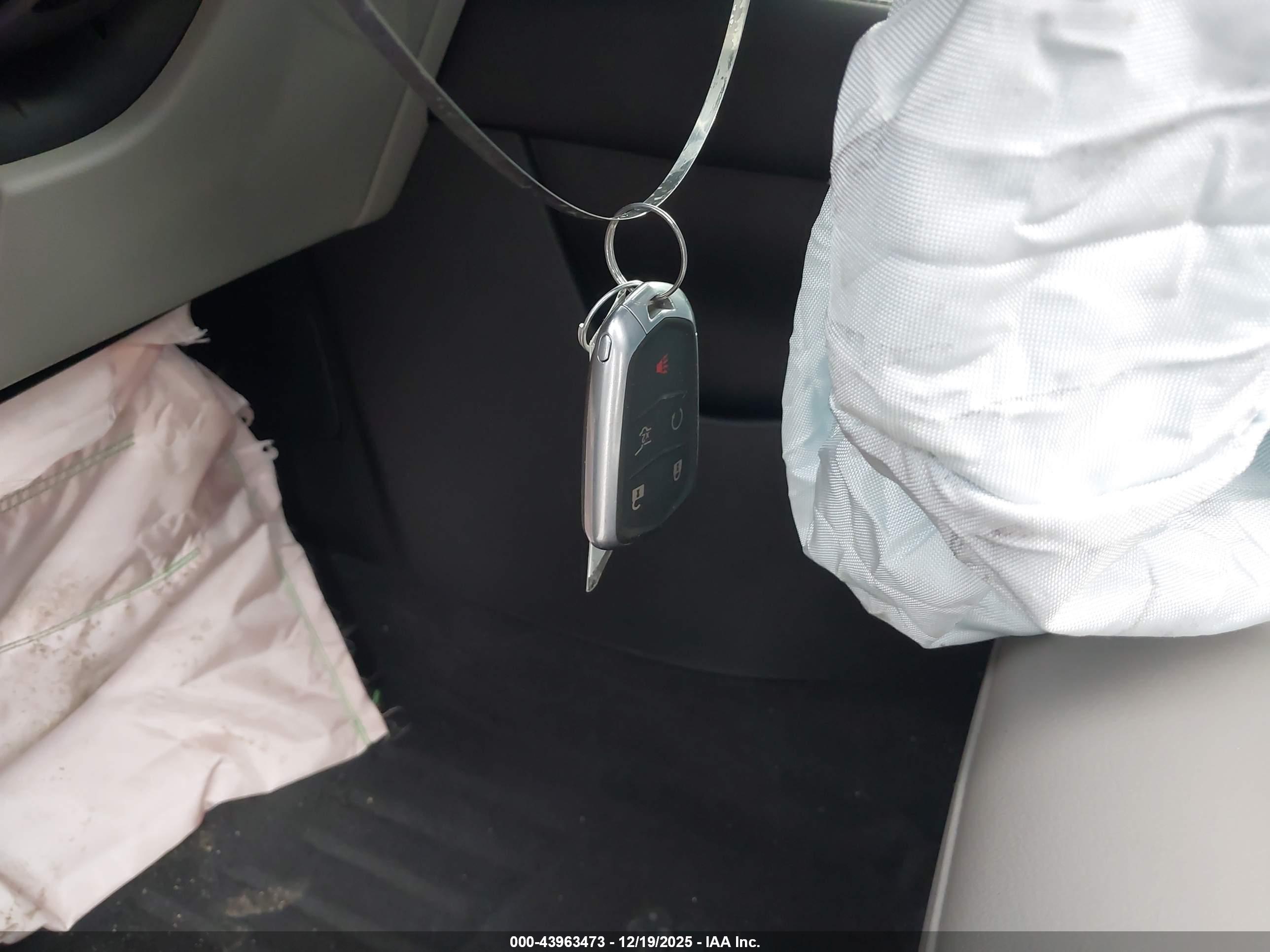 CADILLAC XT4 image 11