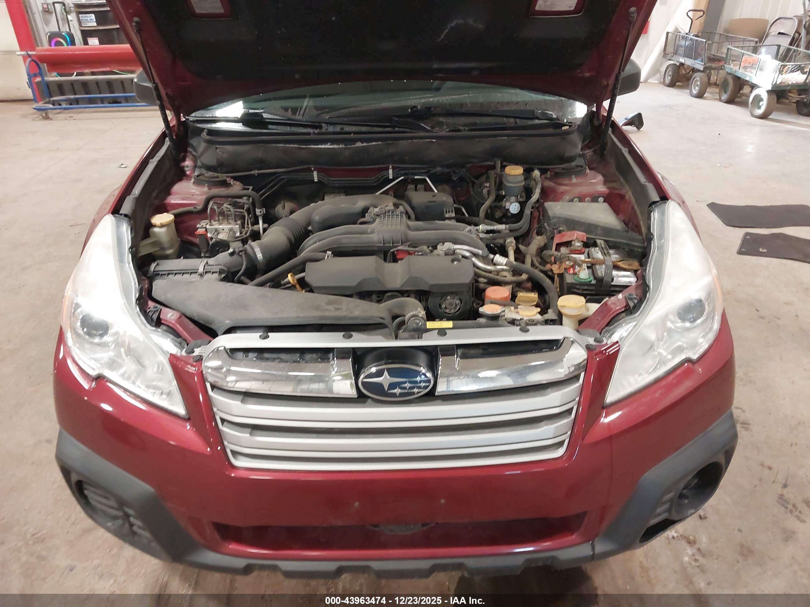 SUBARU OUTBACK image 10