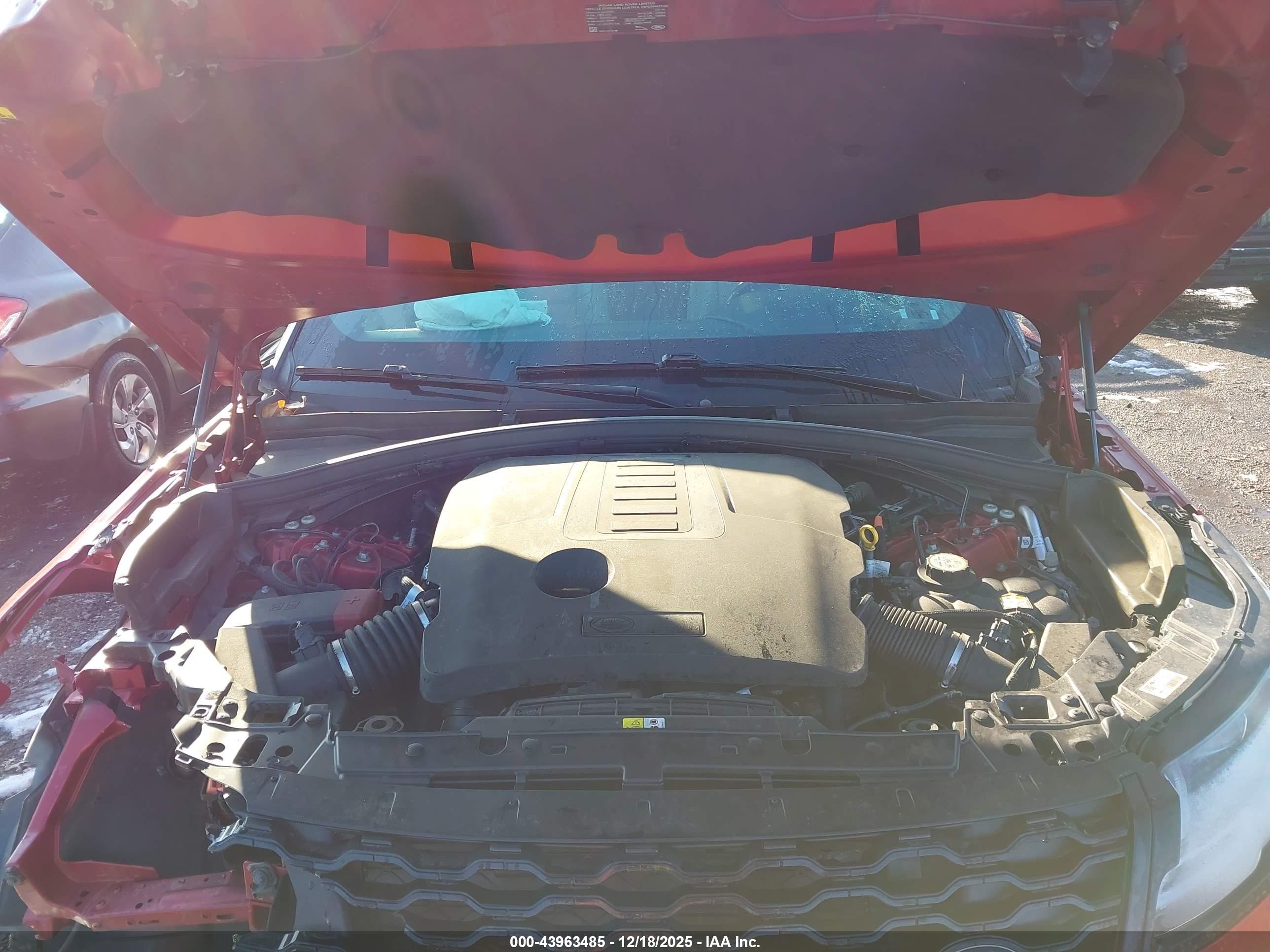 LAND ROVER image 10