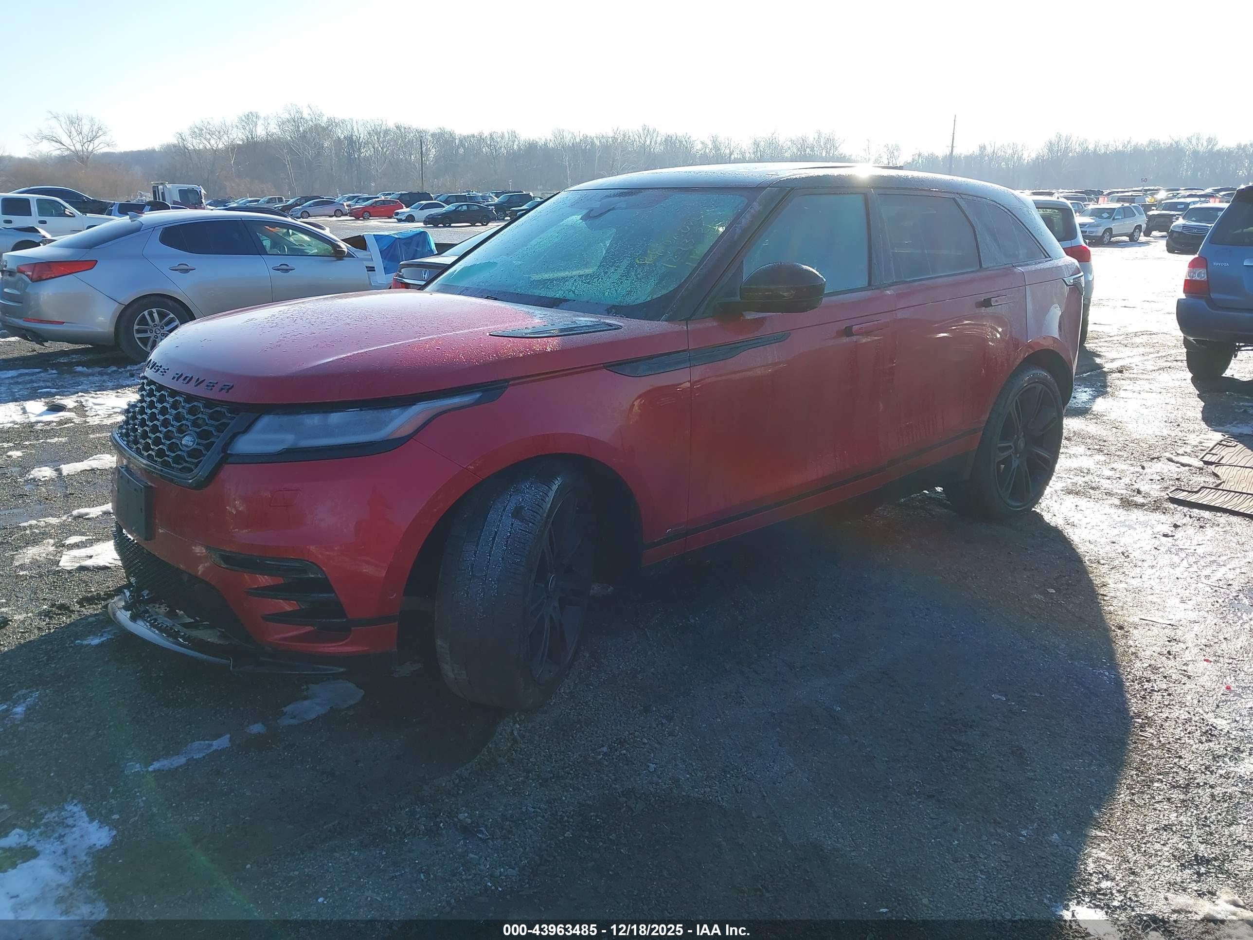 LAND ROVER image 2
