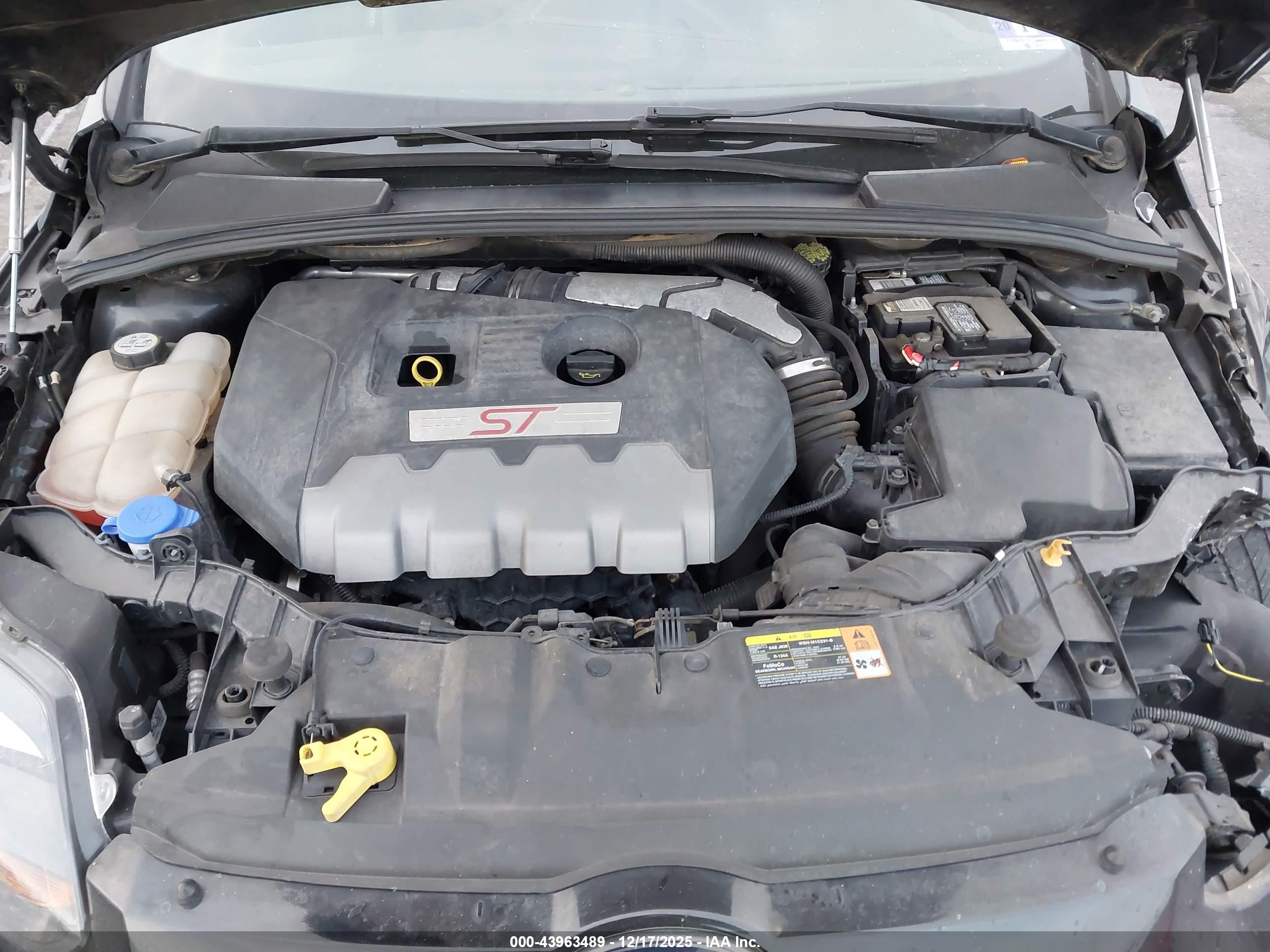 FORD FOCUS image 10
