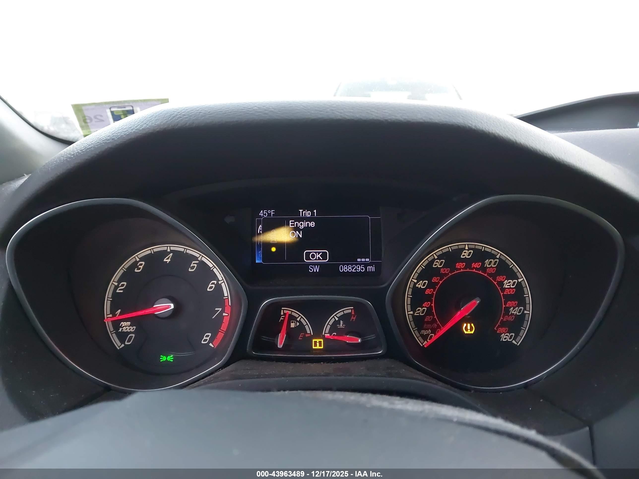 FORD FOCUS image 7