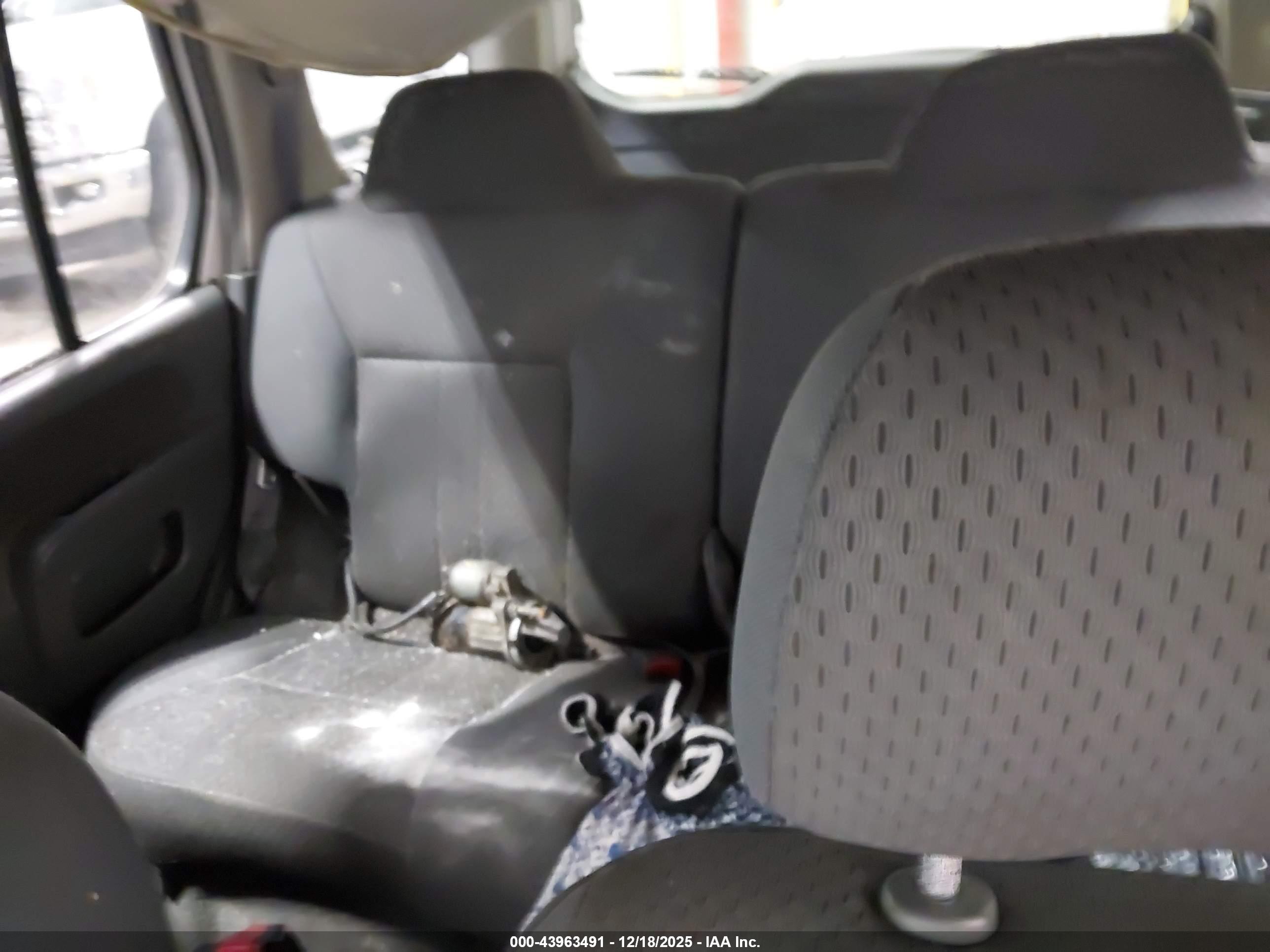 NISSAN XTERRA image 8