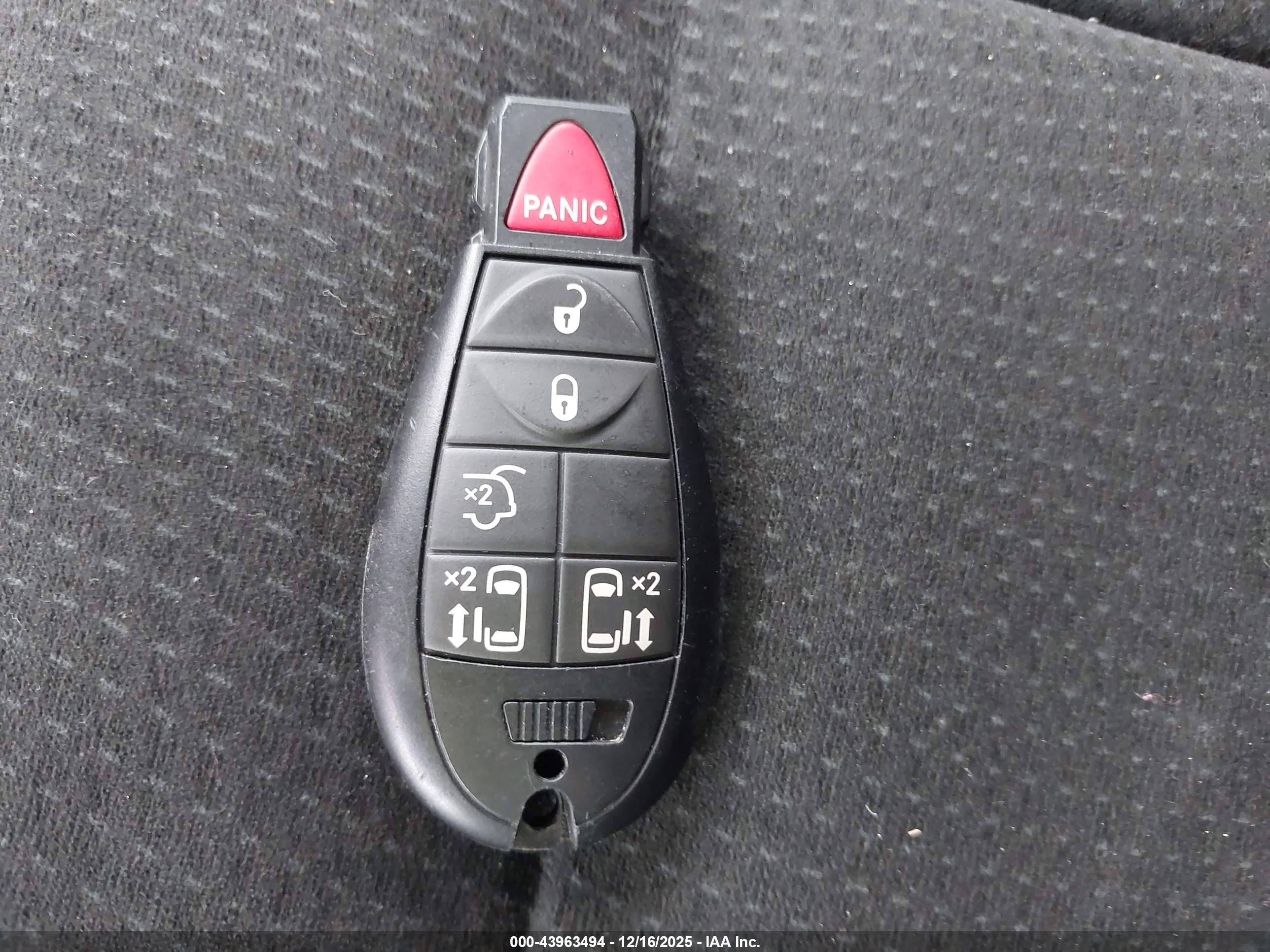 DODGE GRAND image 11