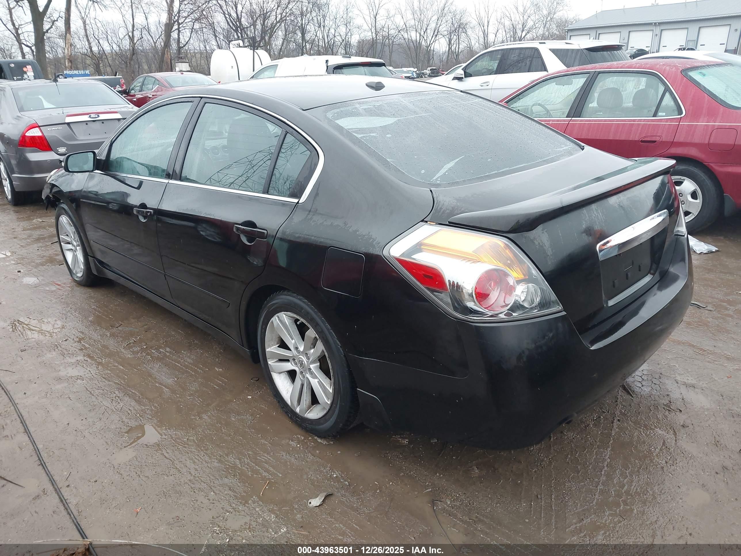NISSAN ALTIMA image 3