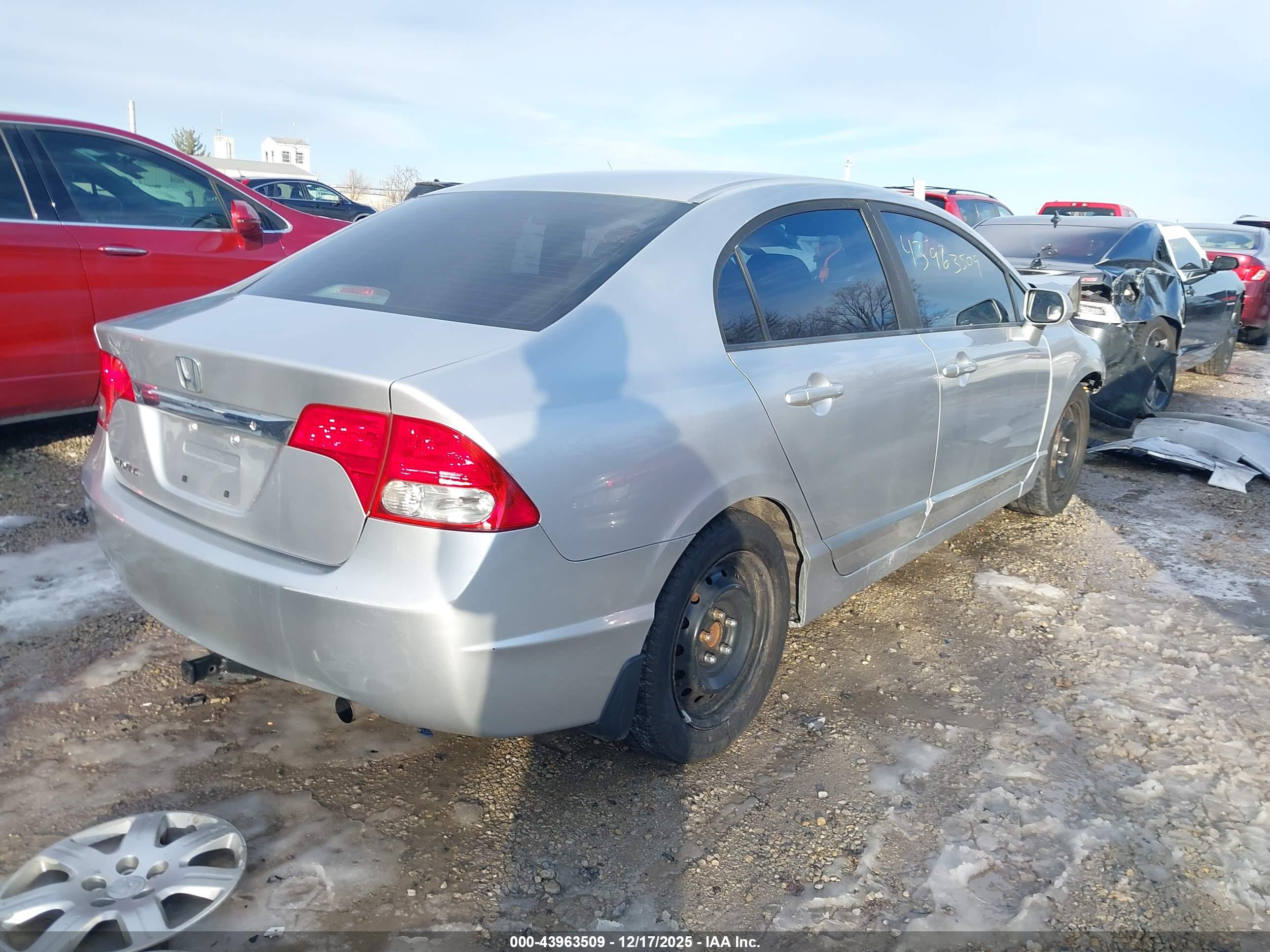 HONDA CIVIC image 4