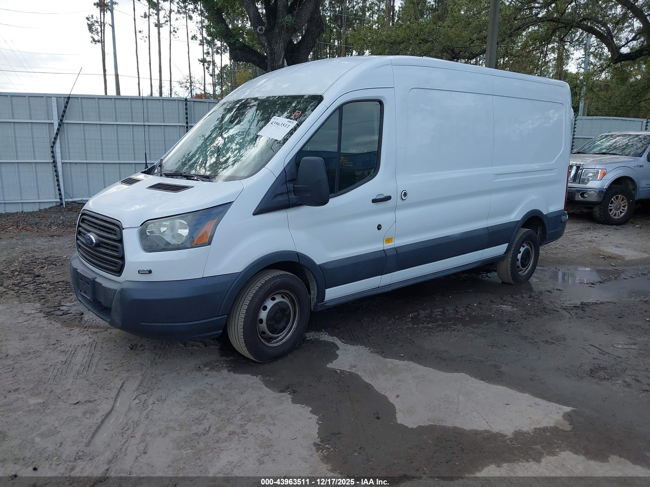 FORD TRANSIT-150 image 2