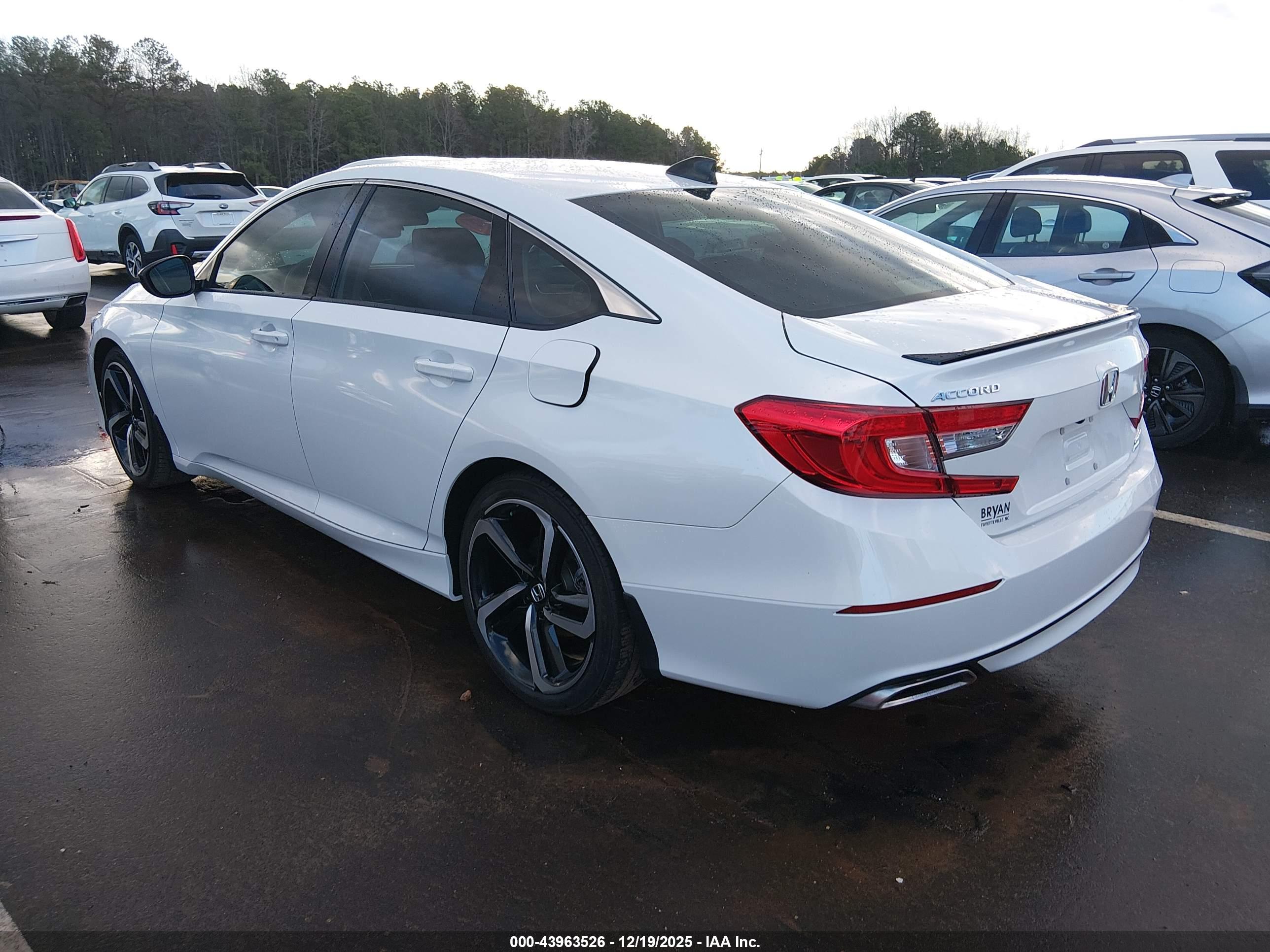 HONDA ACCORD image 3