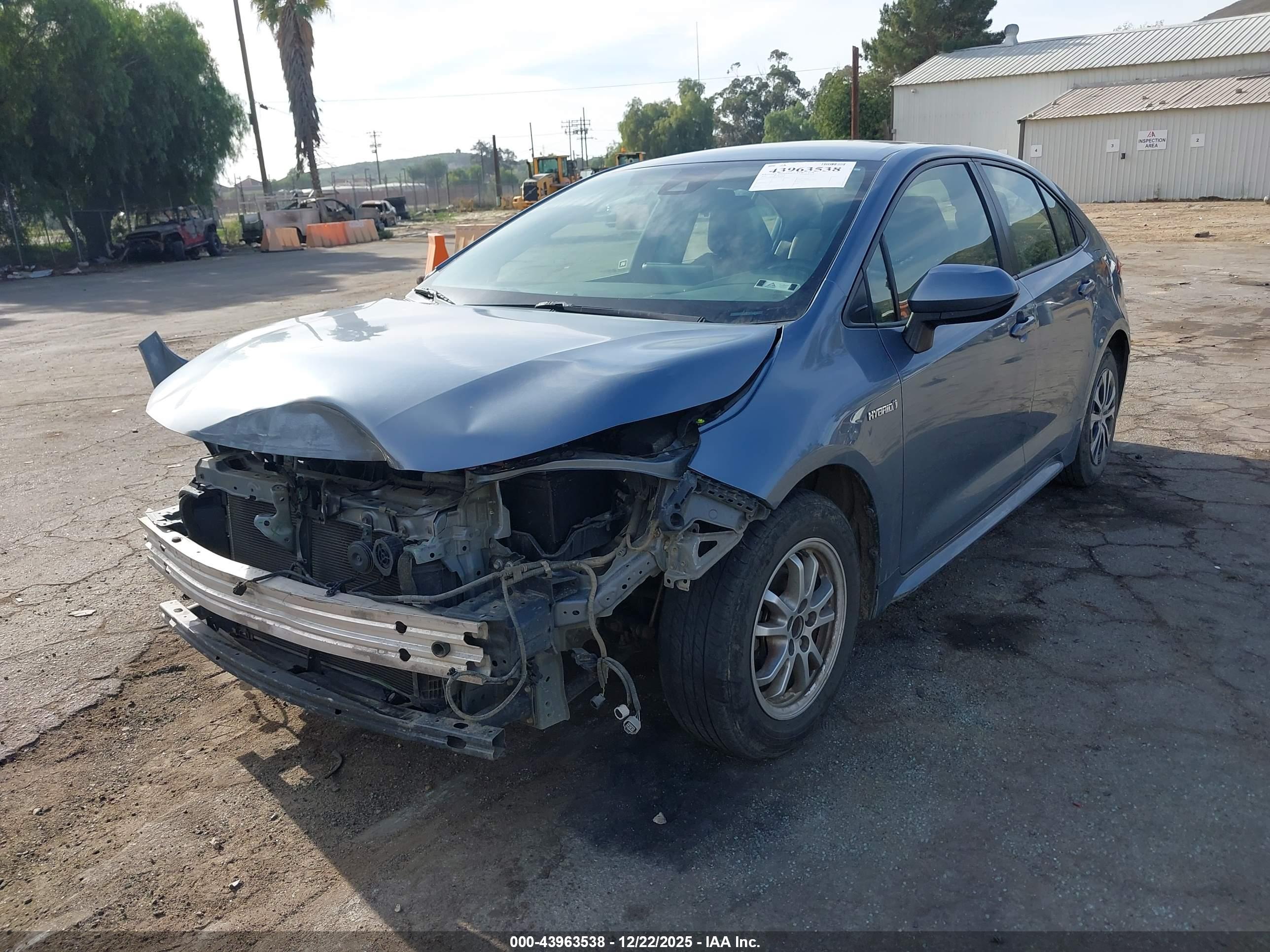TOYOTA COROLLA image 2