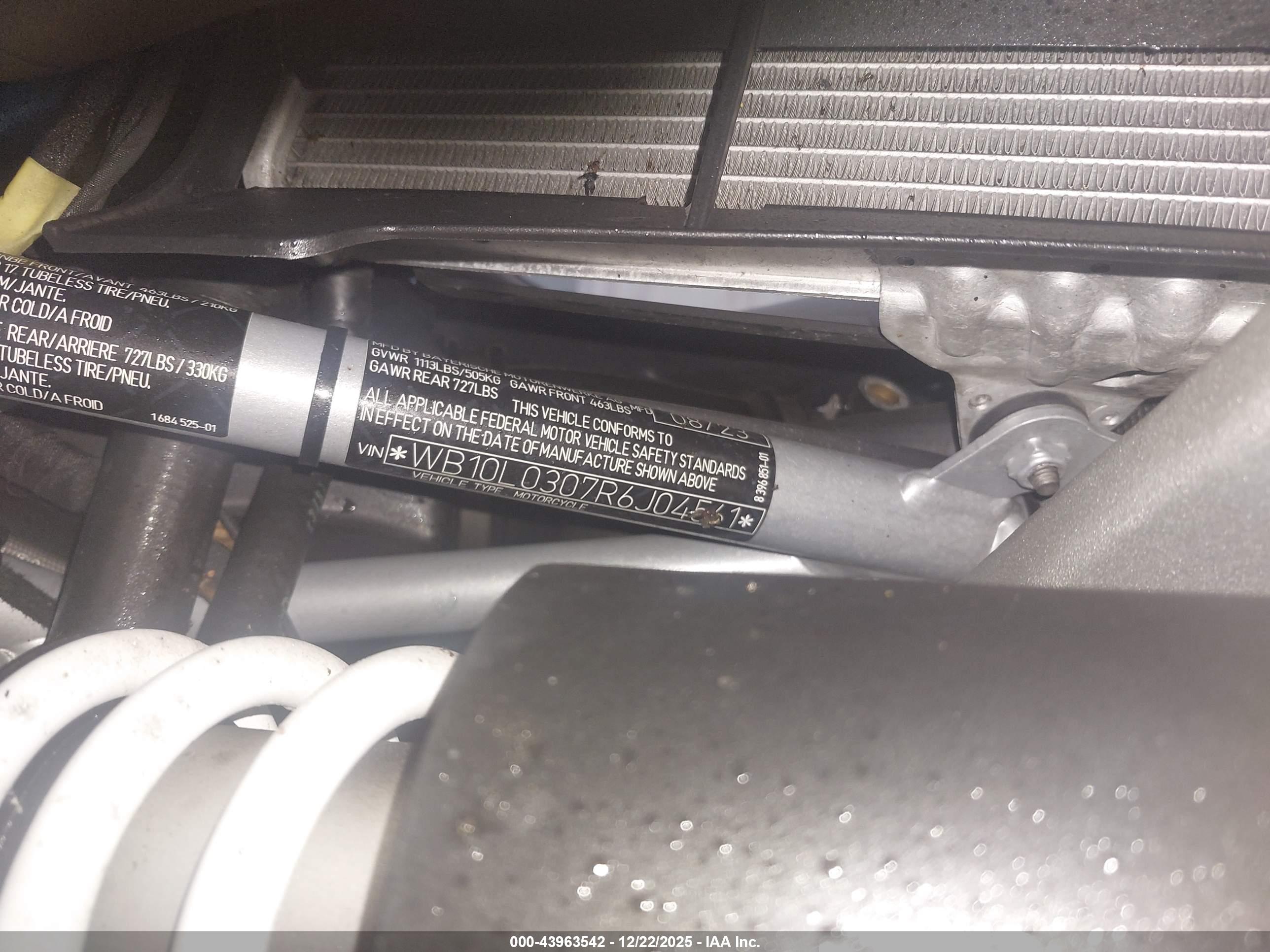 BMW R image 10
