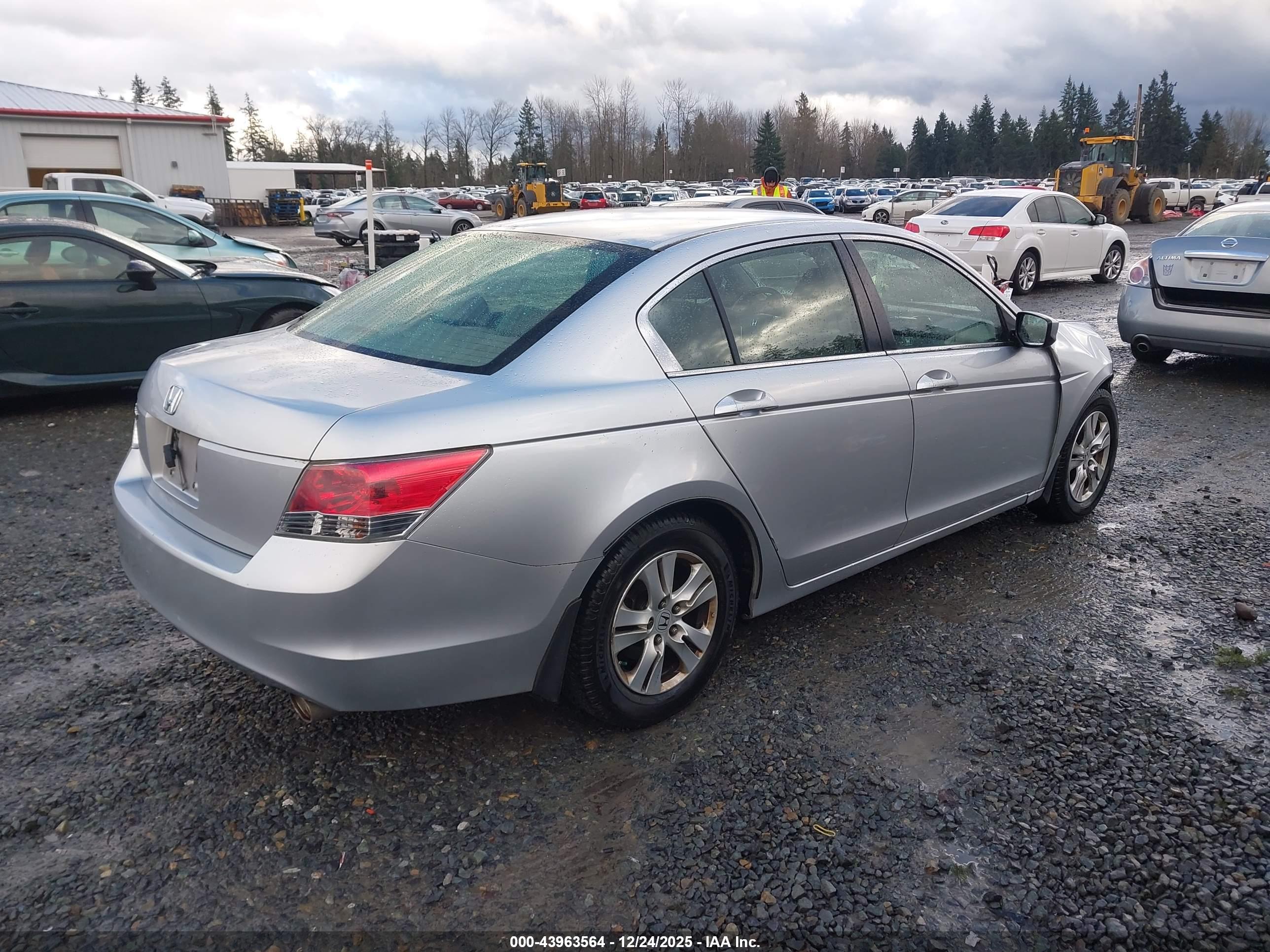 HONDA ACCORD image 4