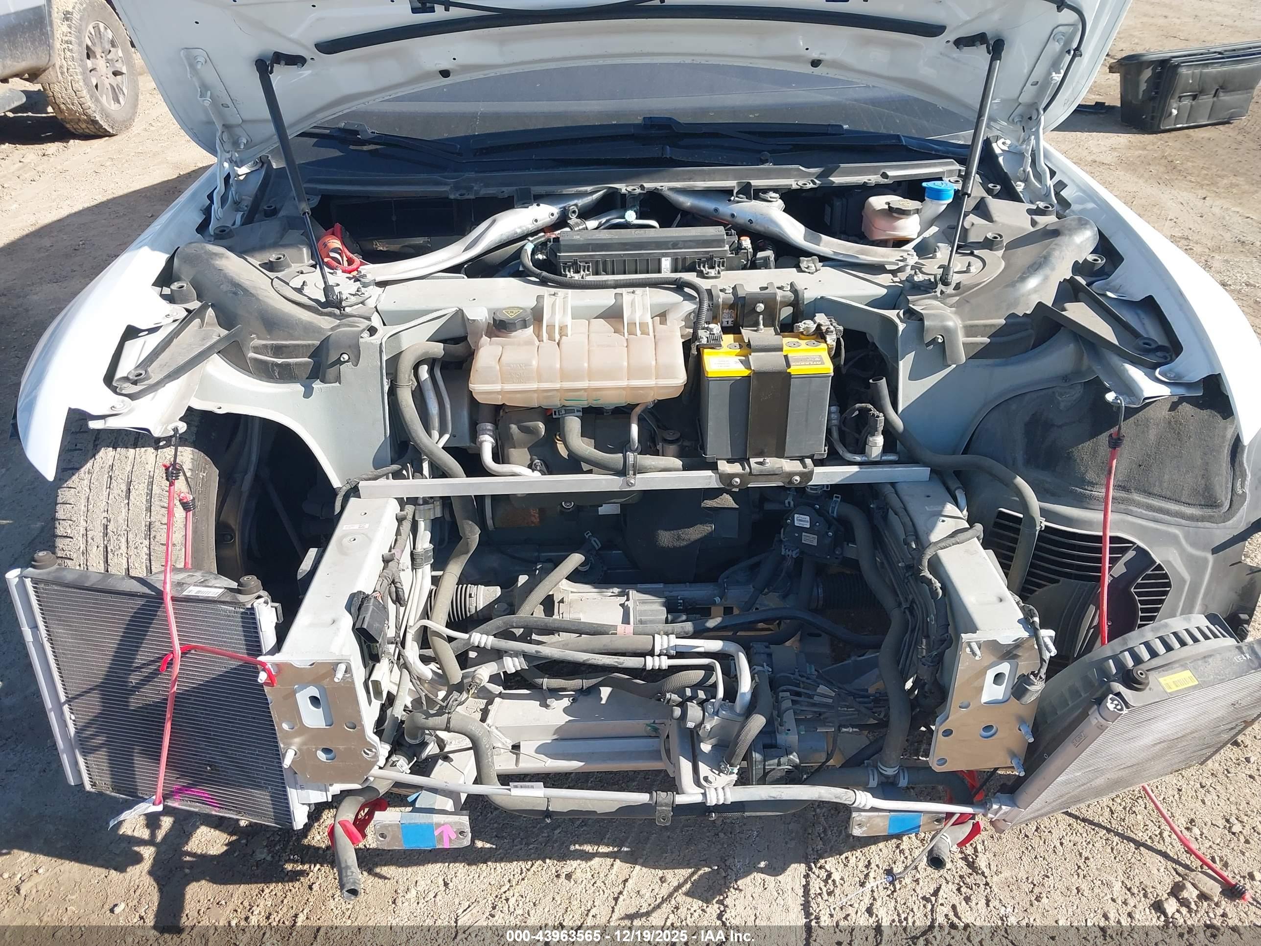 TESLA MODEL image 10