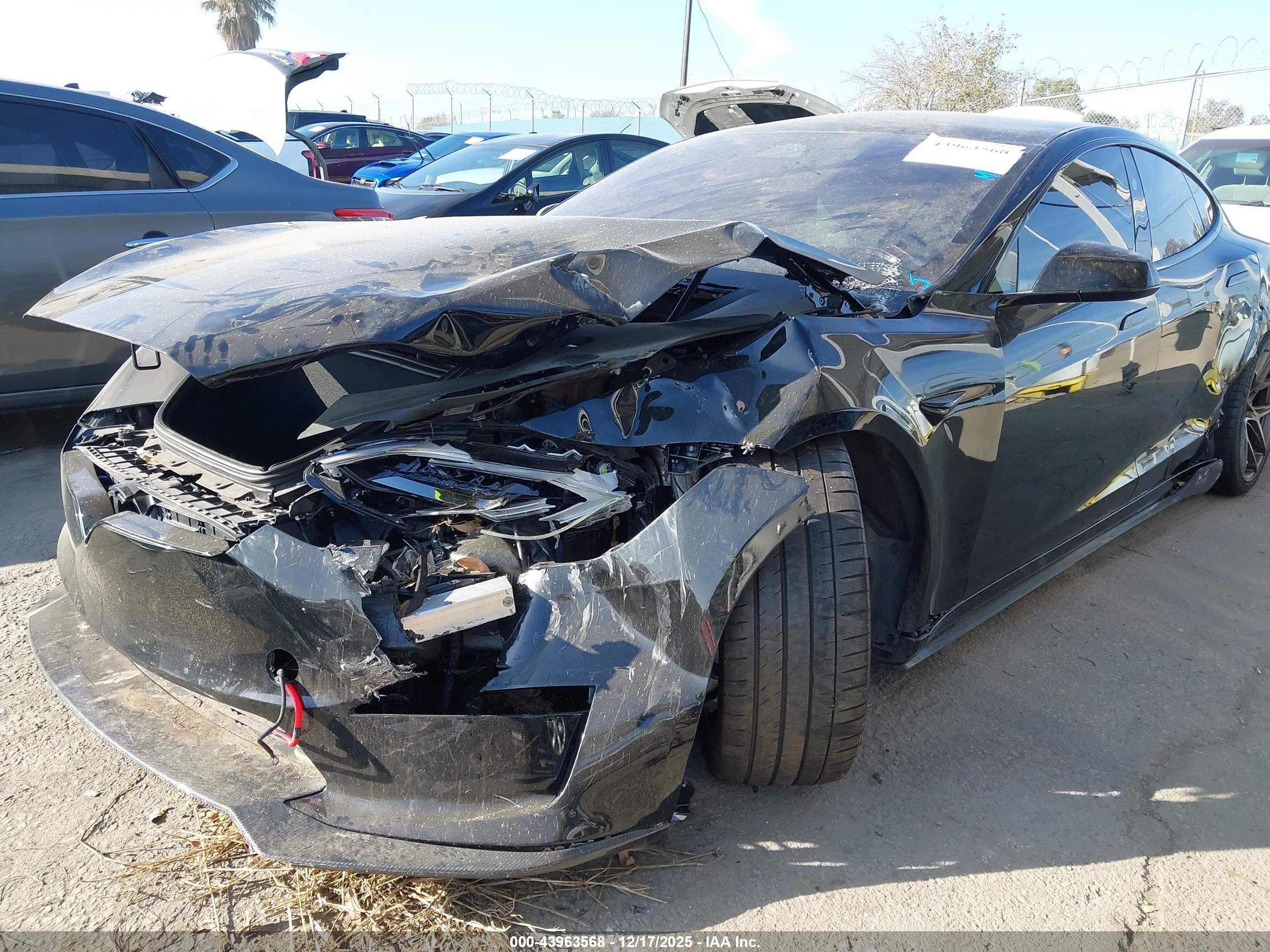 TESLA MODEL image 6