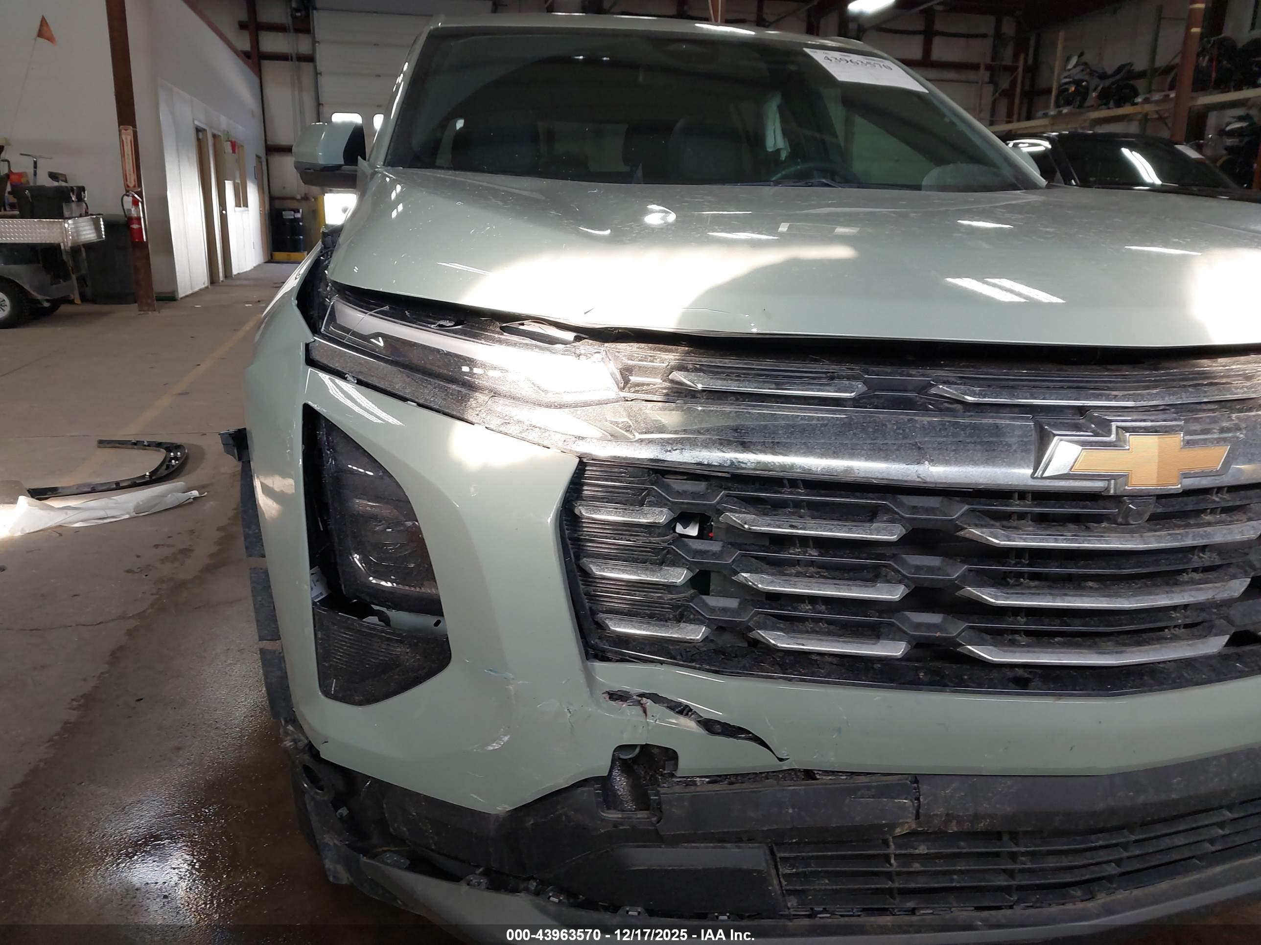 CHEVROLET EQUINOX image 6