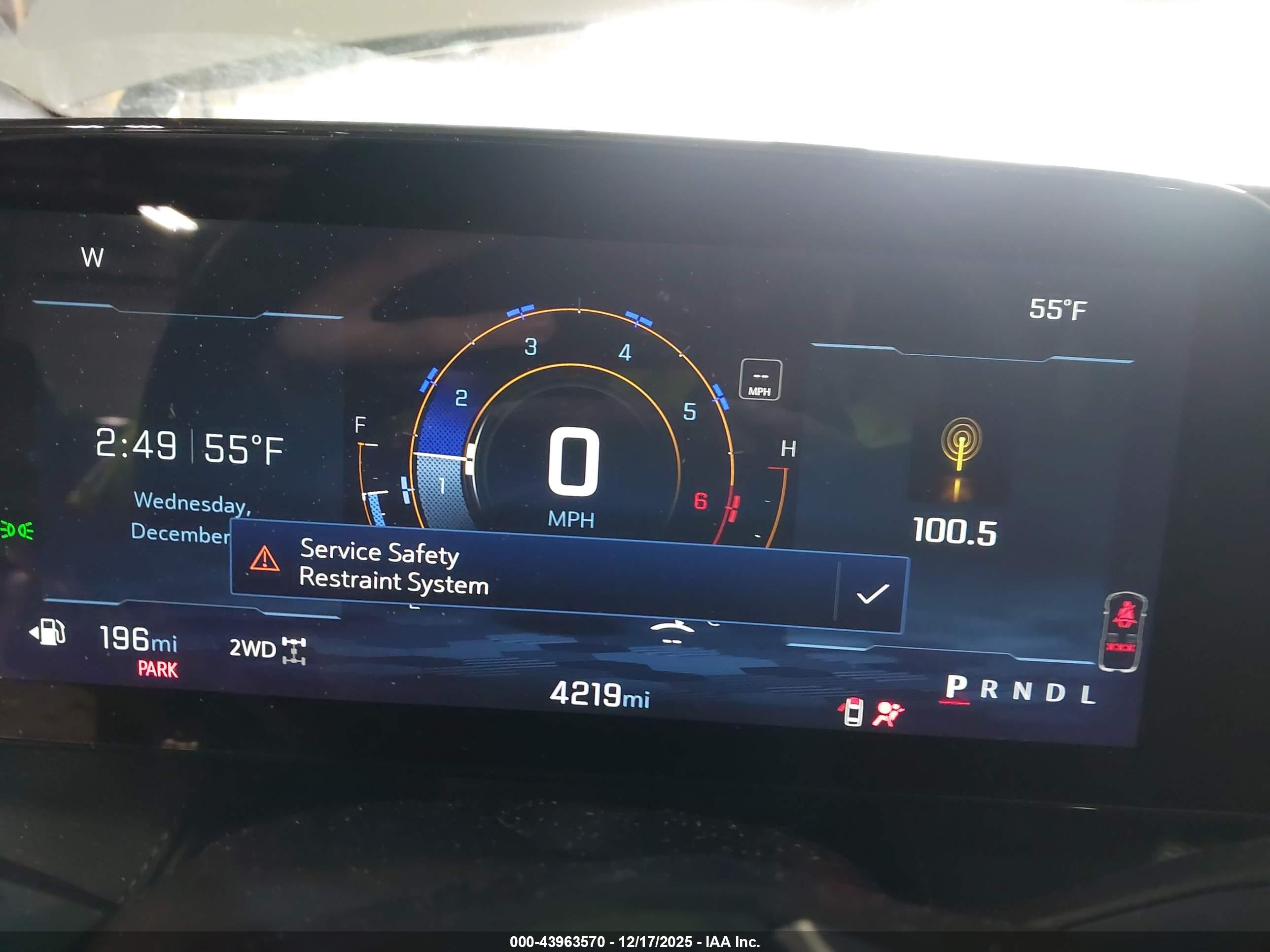 CHEVROLET EQUINOX image 7