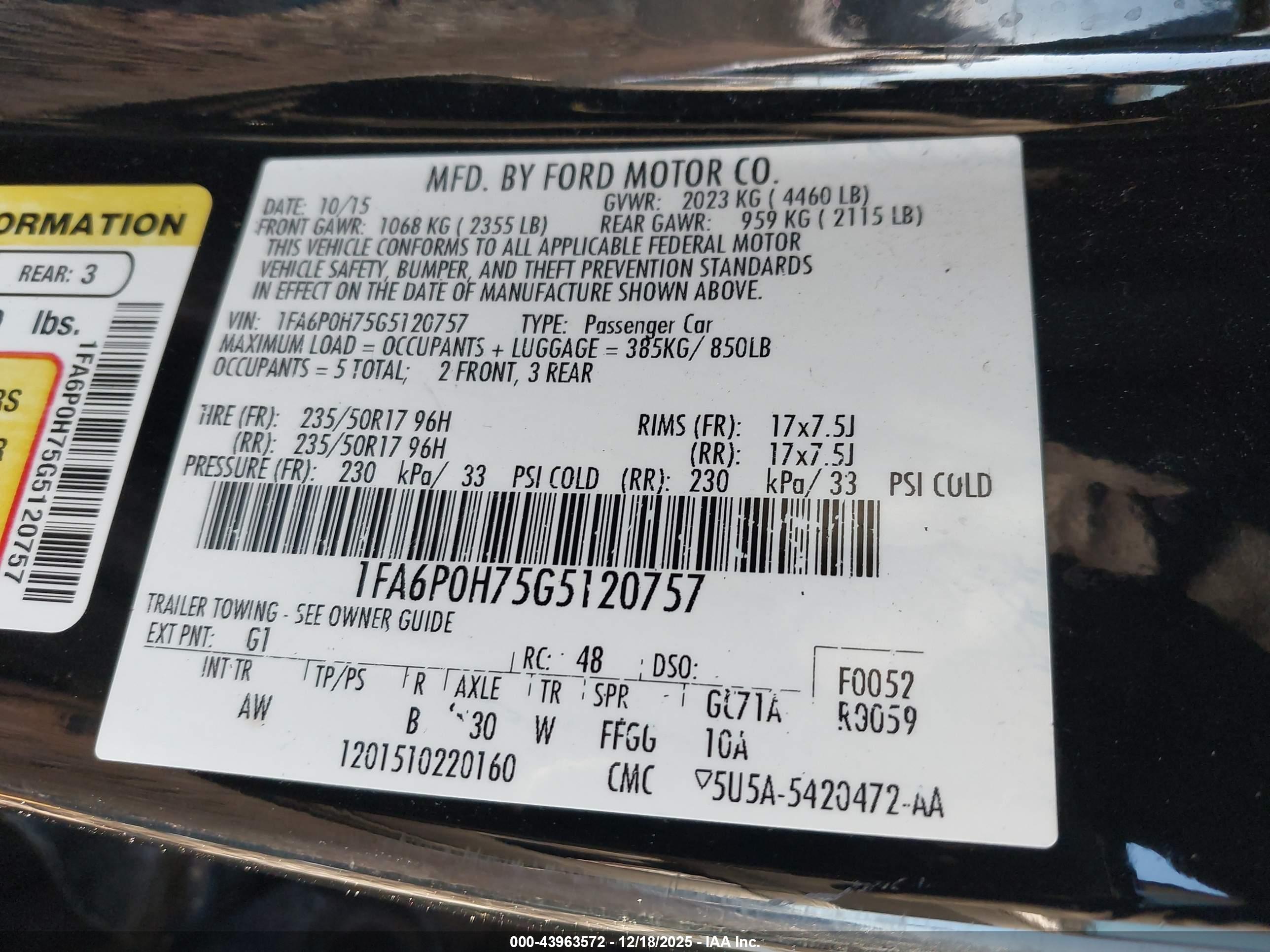 FORD FUSION image 9