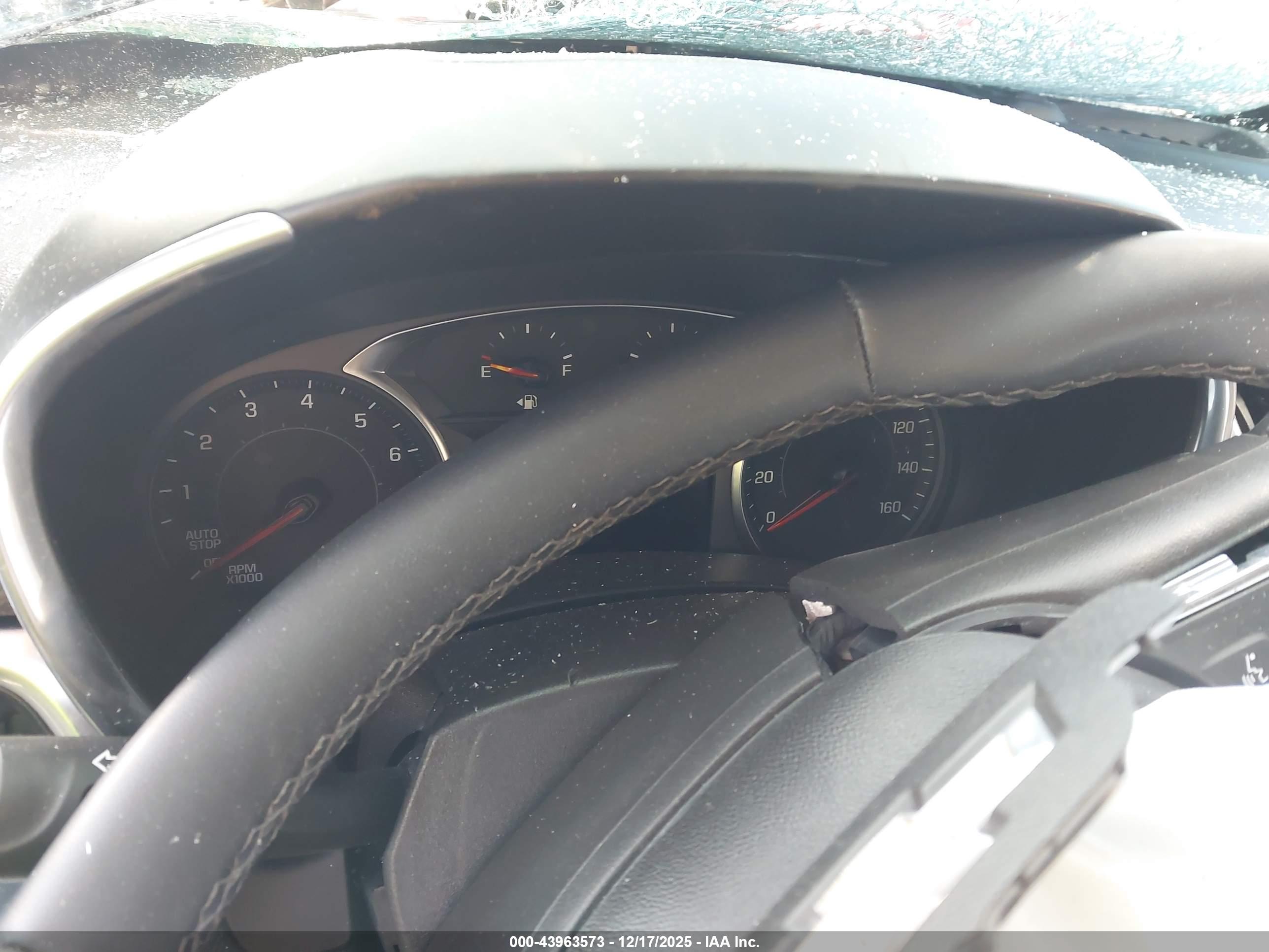 CHEVROLET EQUINOX image 7