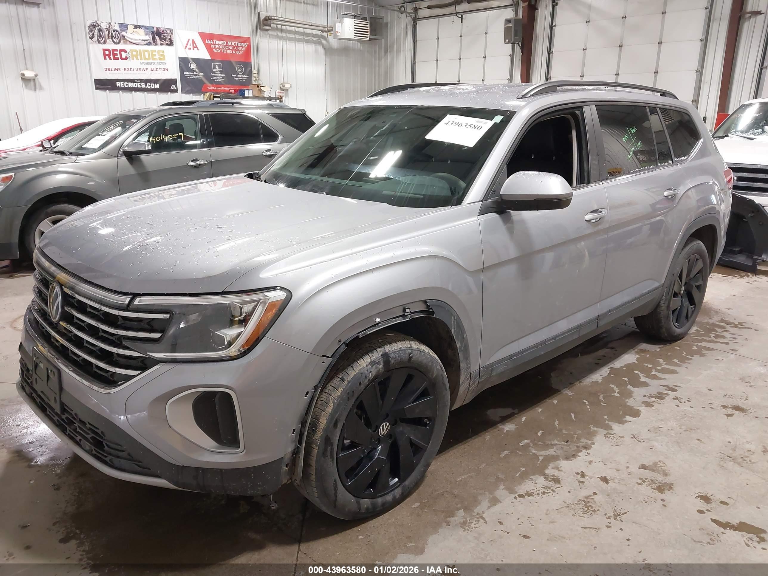 VOLKSWAGEN ATLAS image 2