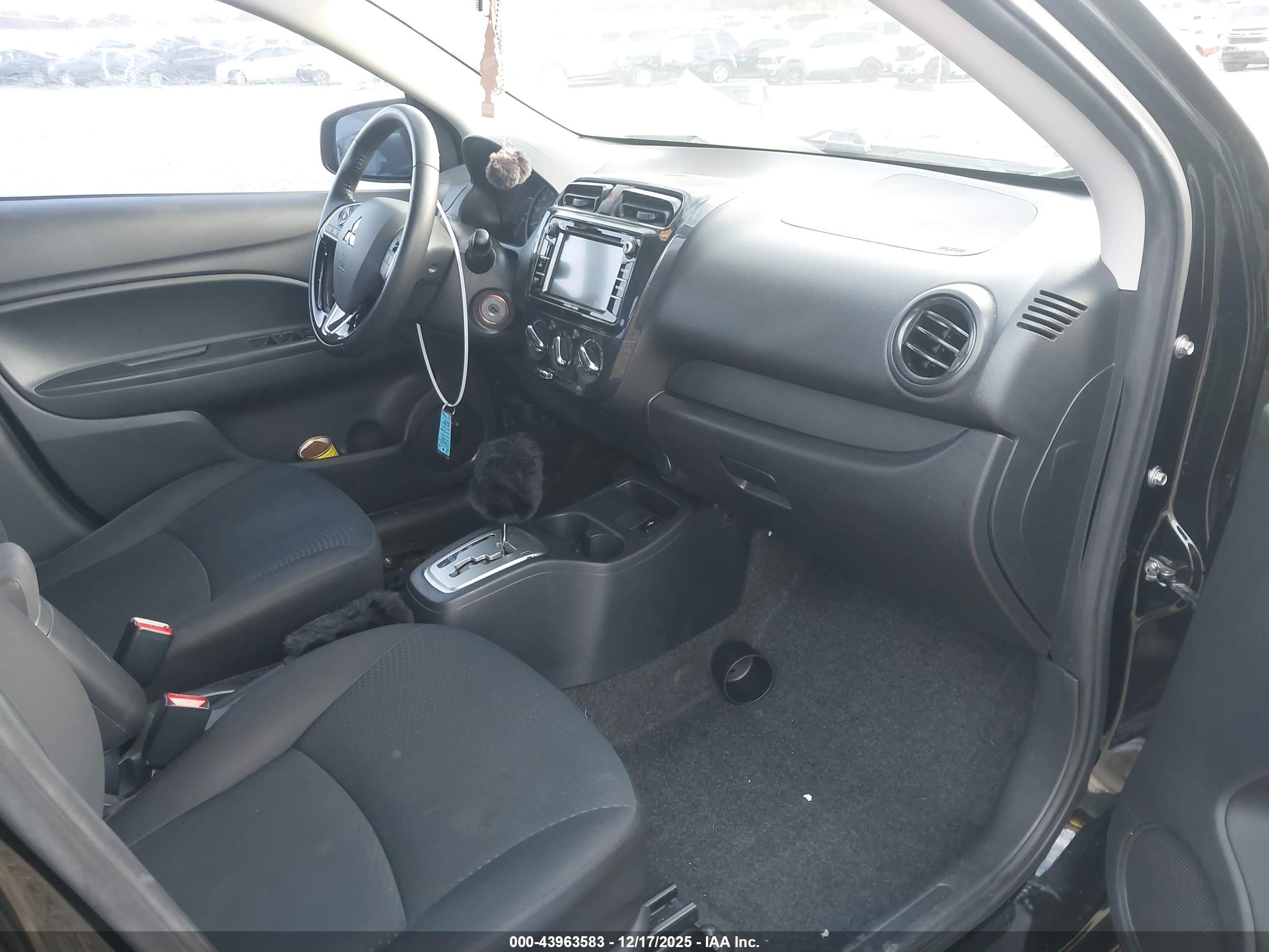 MITSUBISHI MIRAGE image 5