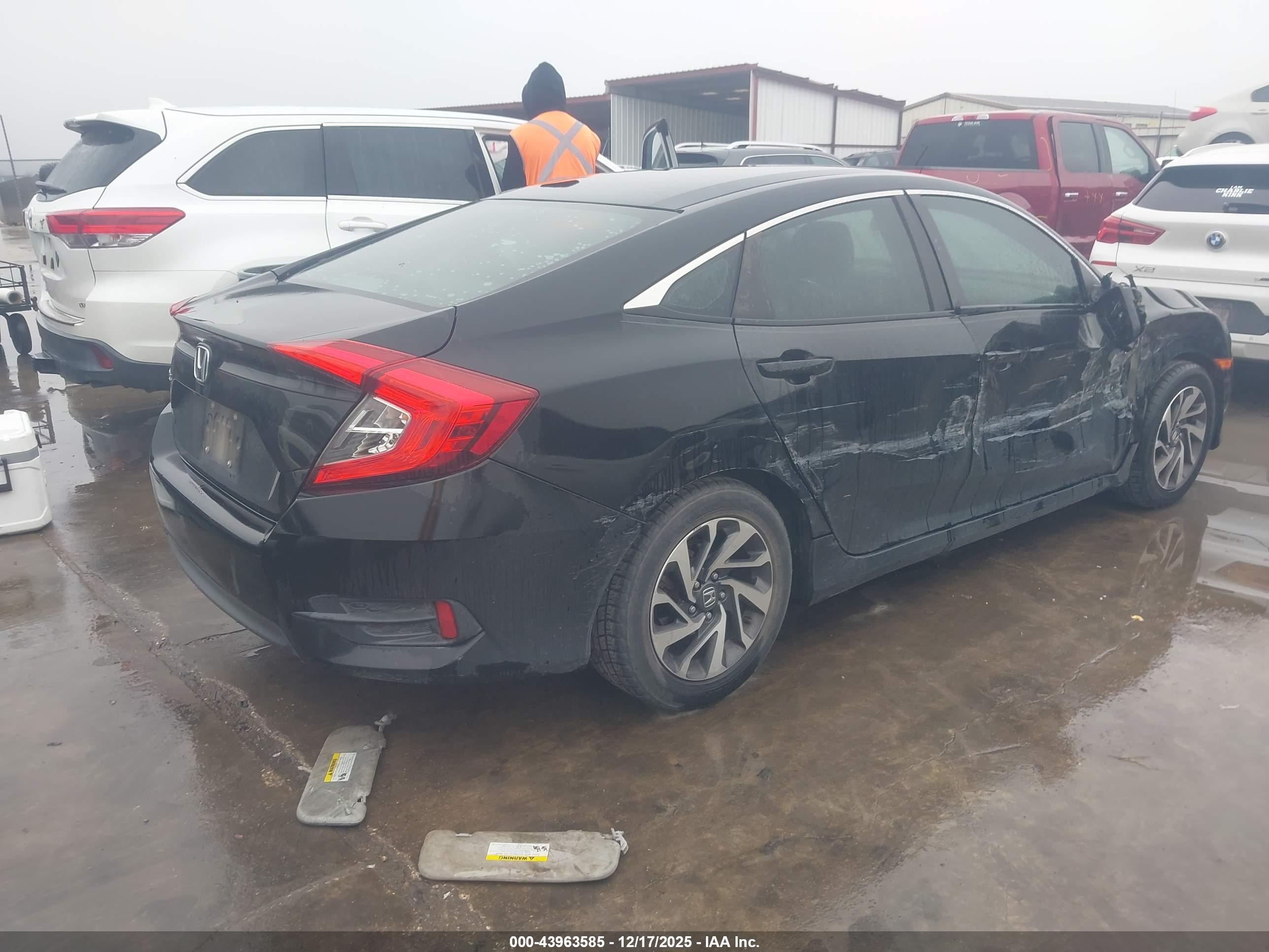 HONDA CIVIC image 4